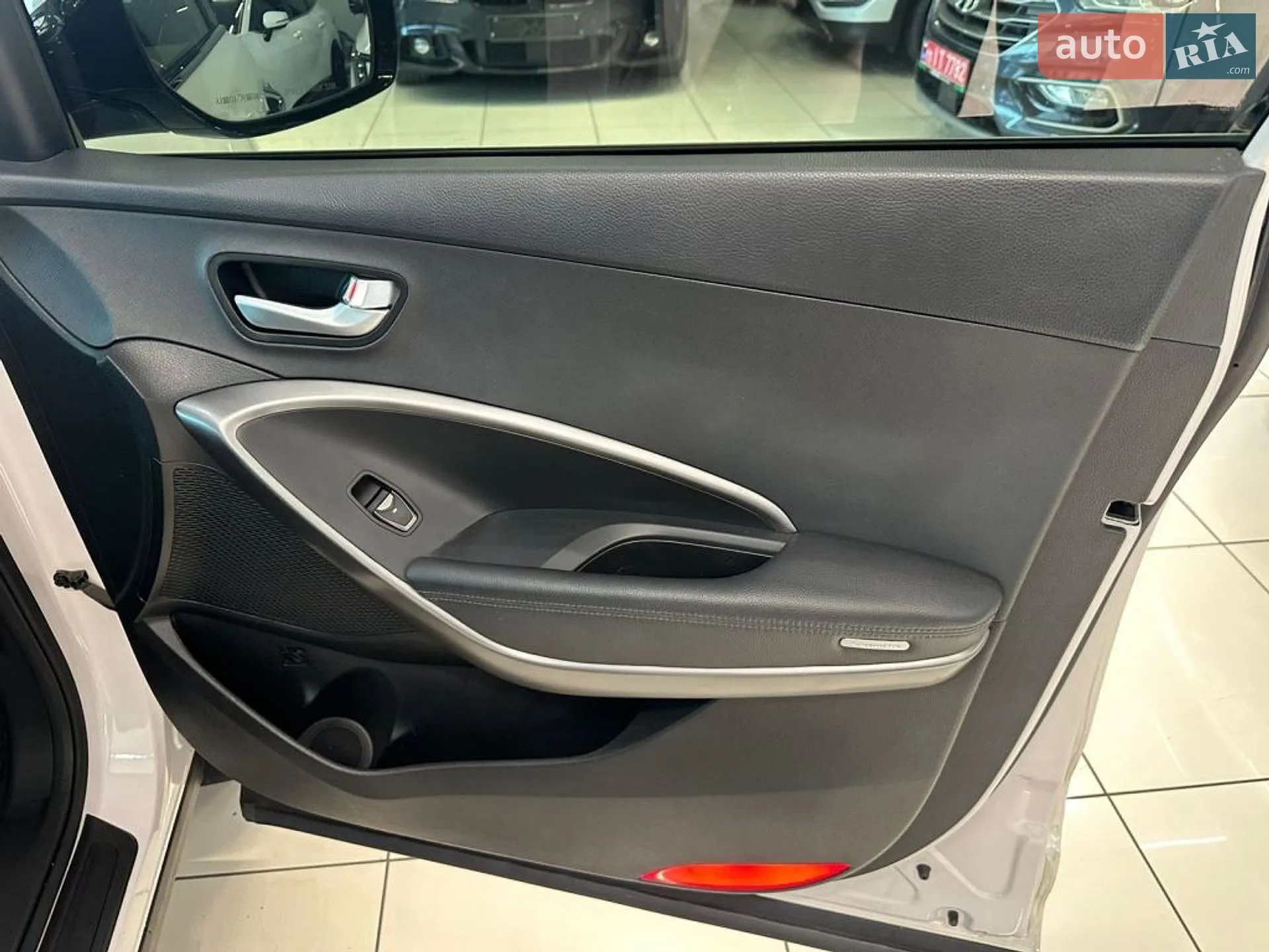 2016 Hyundai Santa Fe - мініатюра 23
