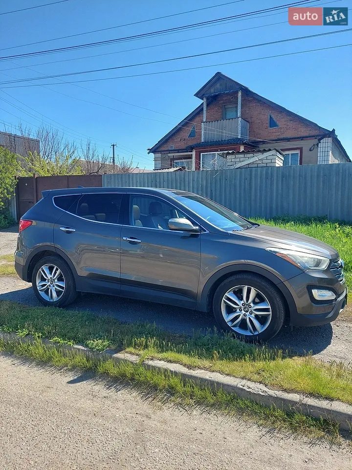 2014 Hyundai Santa Fe - мініатюра 16