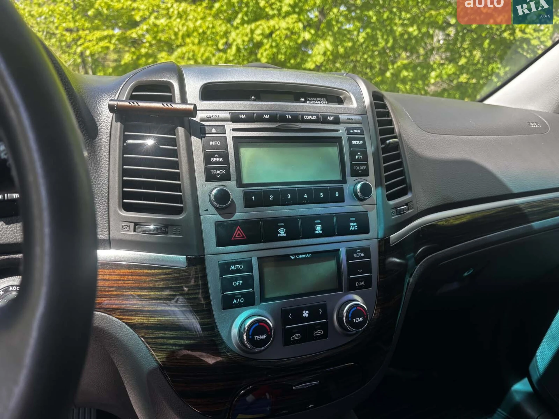 2011 Hyundai Santa Fe - мініатюра 21