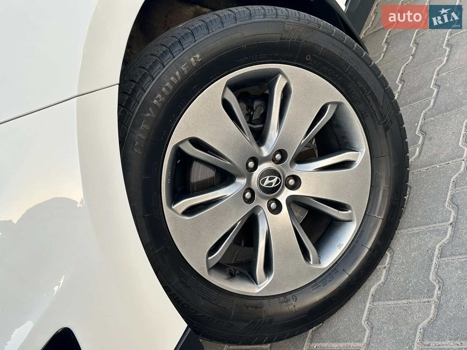 Hyundai Santa FE 2012 VIN KMHSH81XDCU879266 фото оголошення 27 з 70