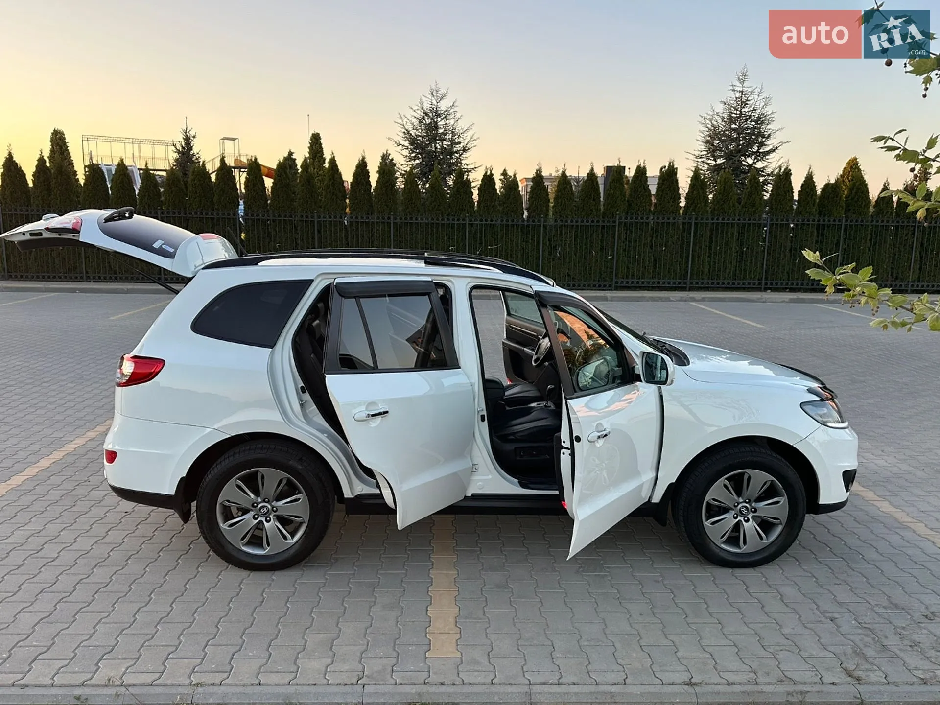 Hyundai Santa FE 2012 VIN KMHSH81XDCU879266 фото оголошення 31 з 70