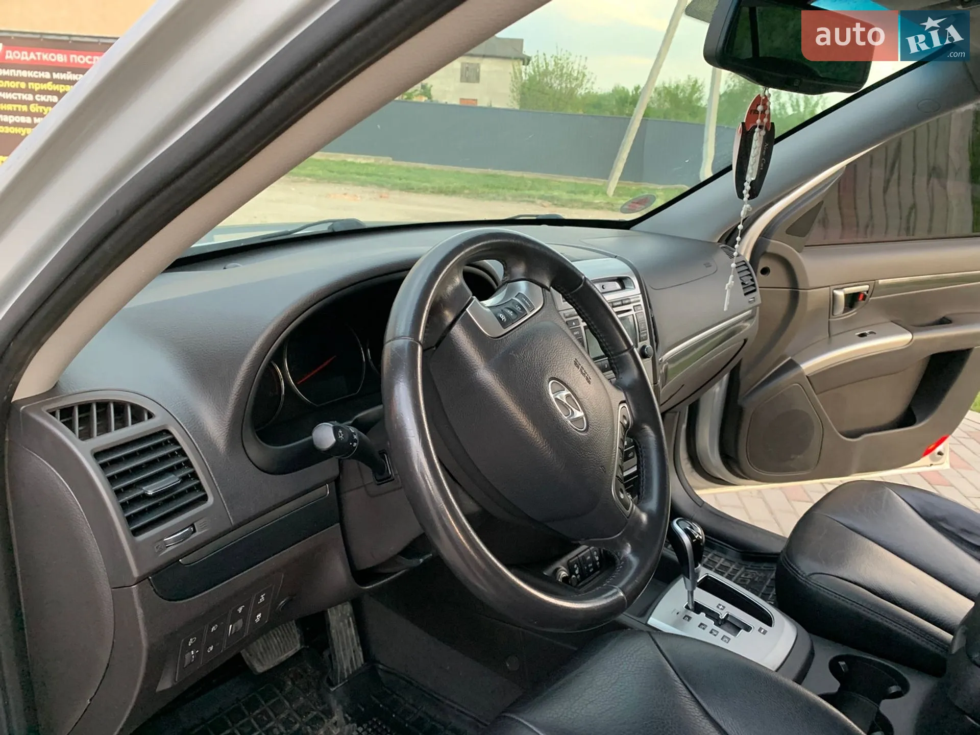 2010 Hyundai Santa Fe - мініатюра 12