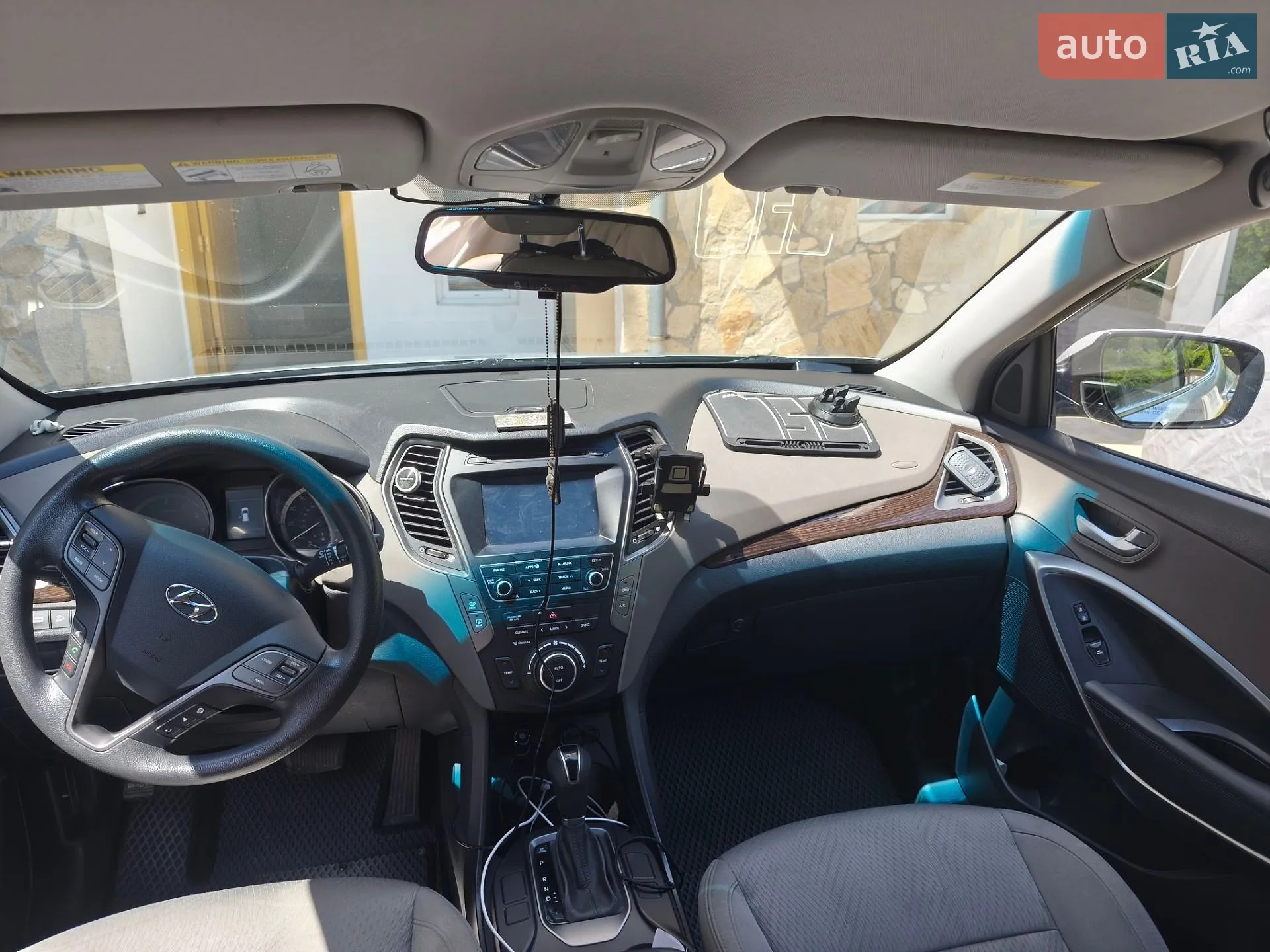 2016 Hyundai Santa Fe - мініатюра 19