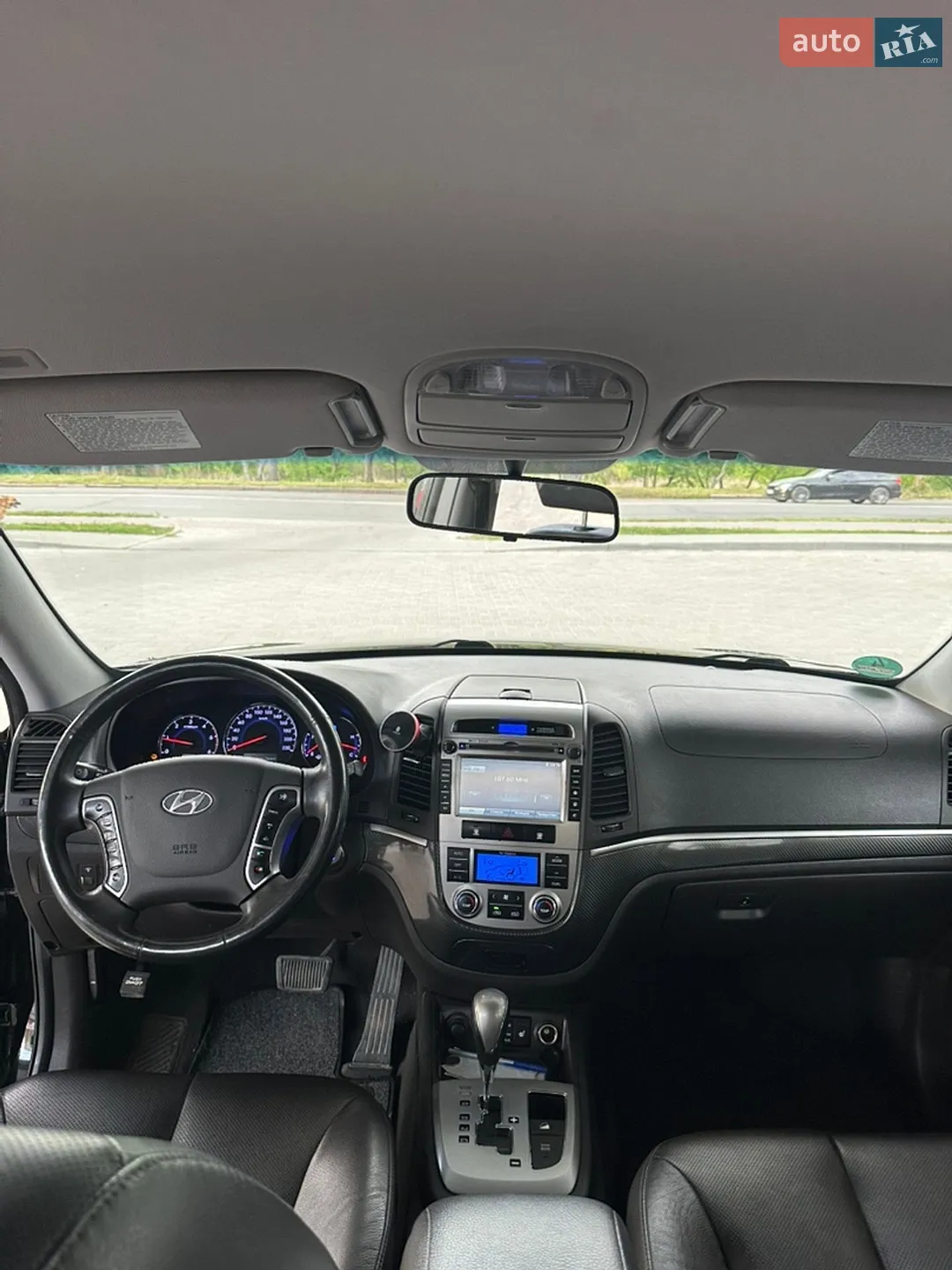 2011 Hyundai Santa Fe - мініатюра 14