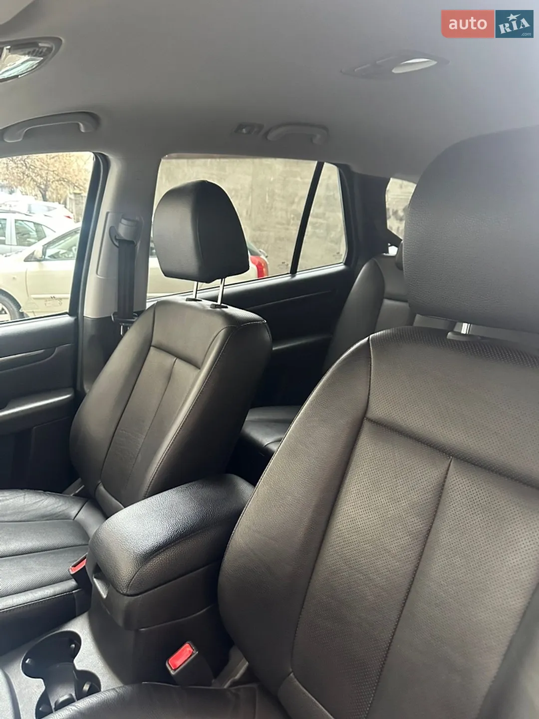 2011 Hyundai Santa Fe - мініатюра 17