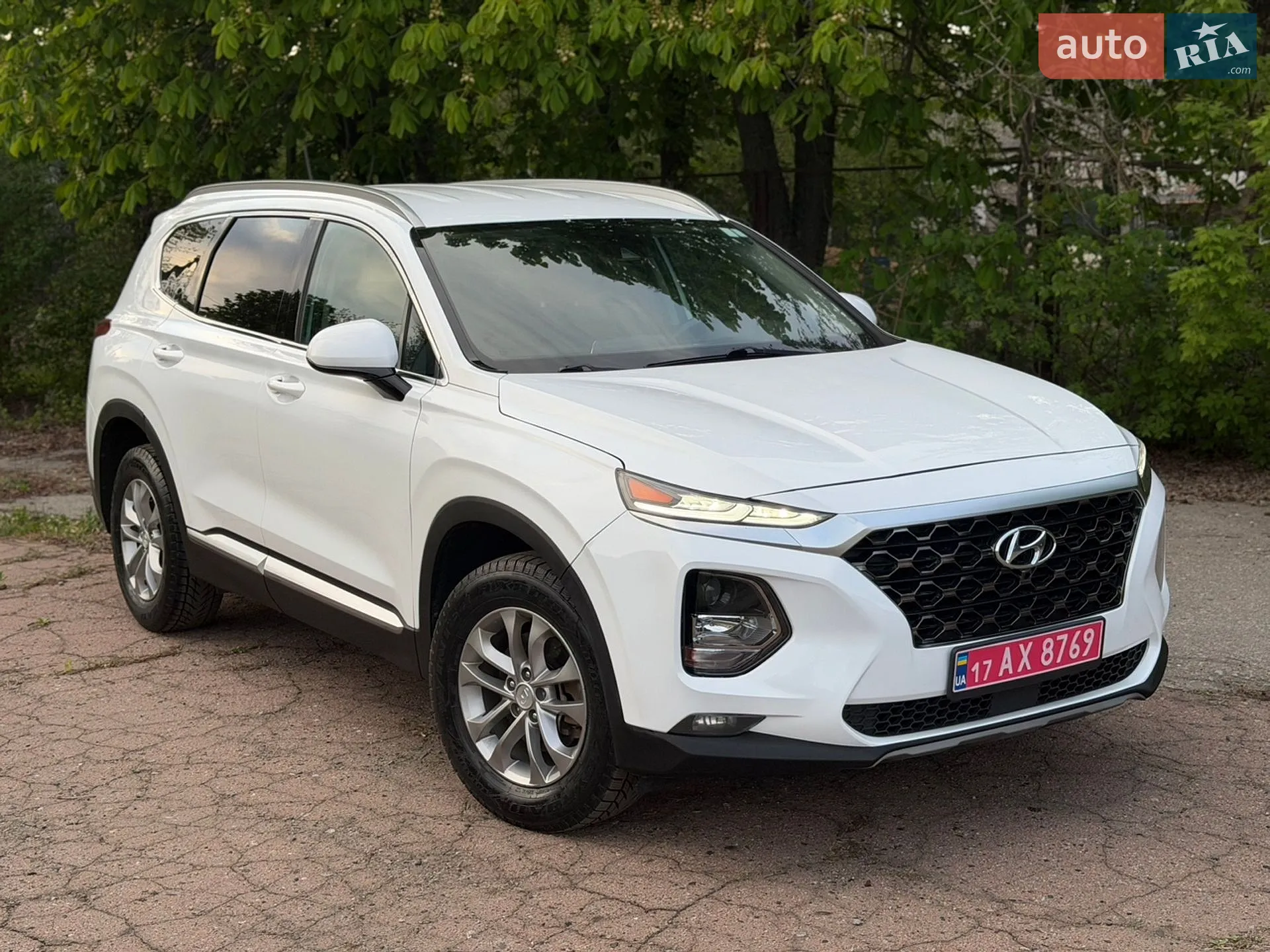 2019 Hyundai Santa Fe - мініатюра 26