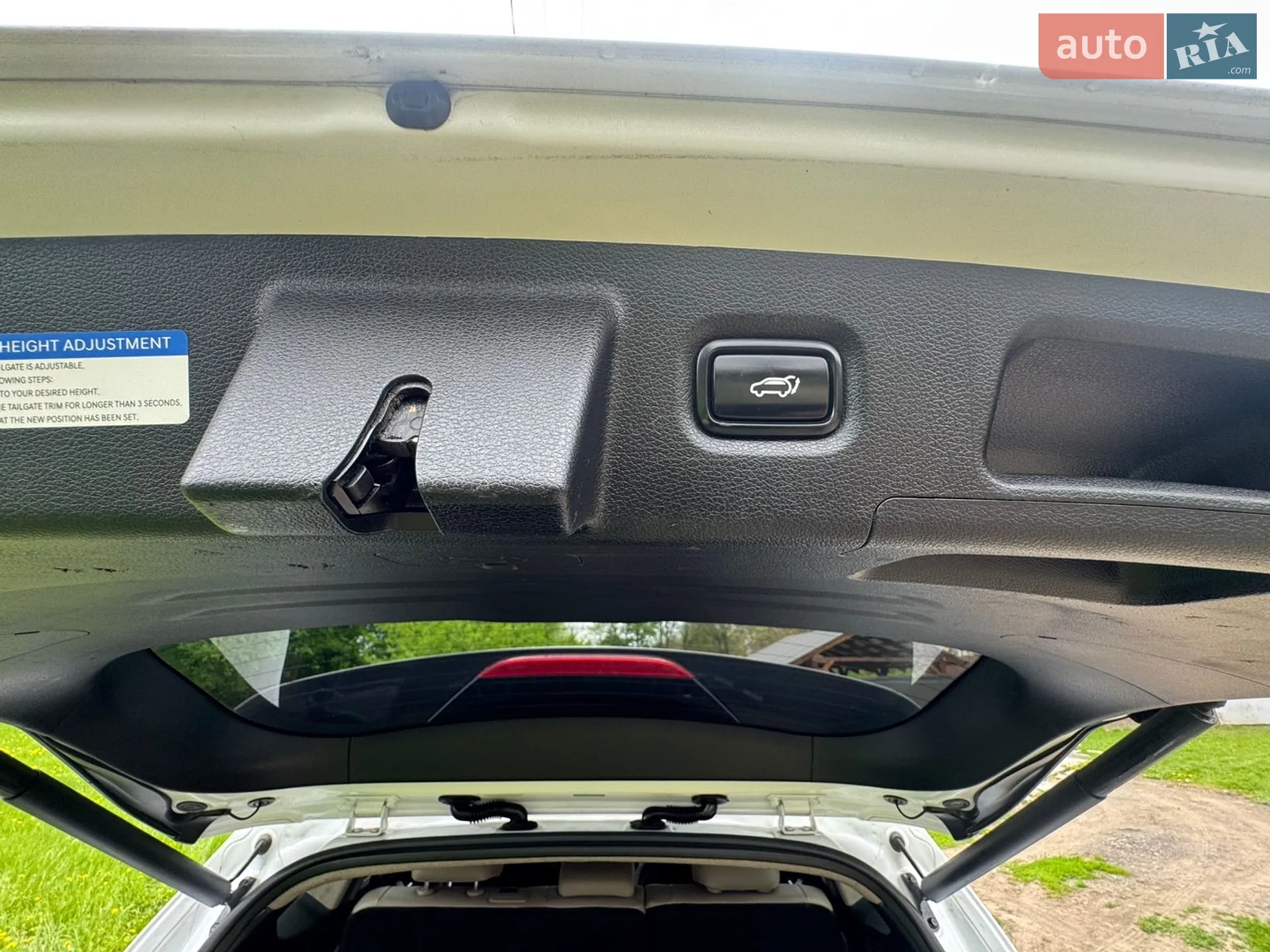 2019 Hyundai Santa Fe - мініатюра 18