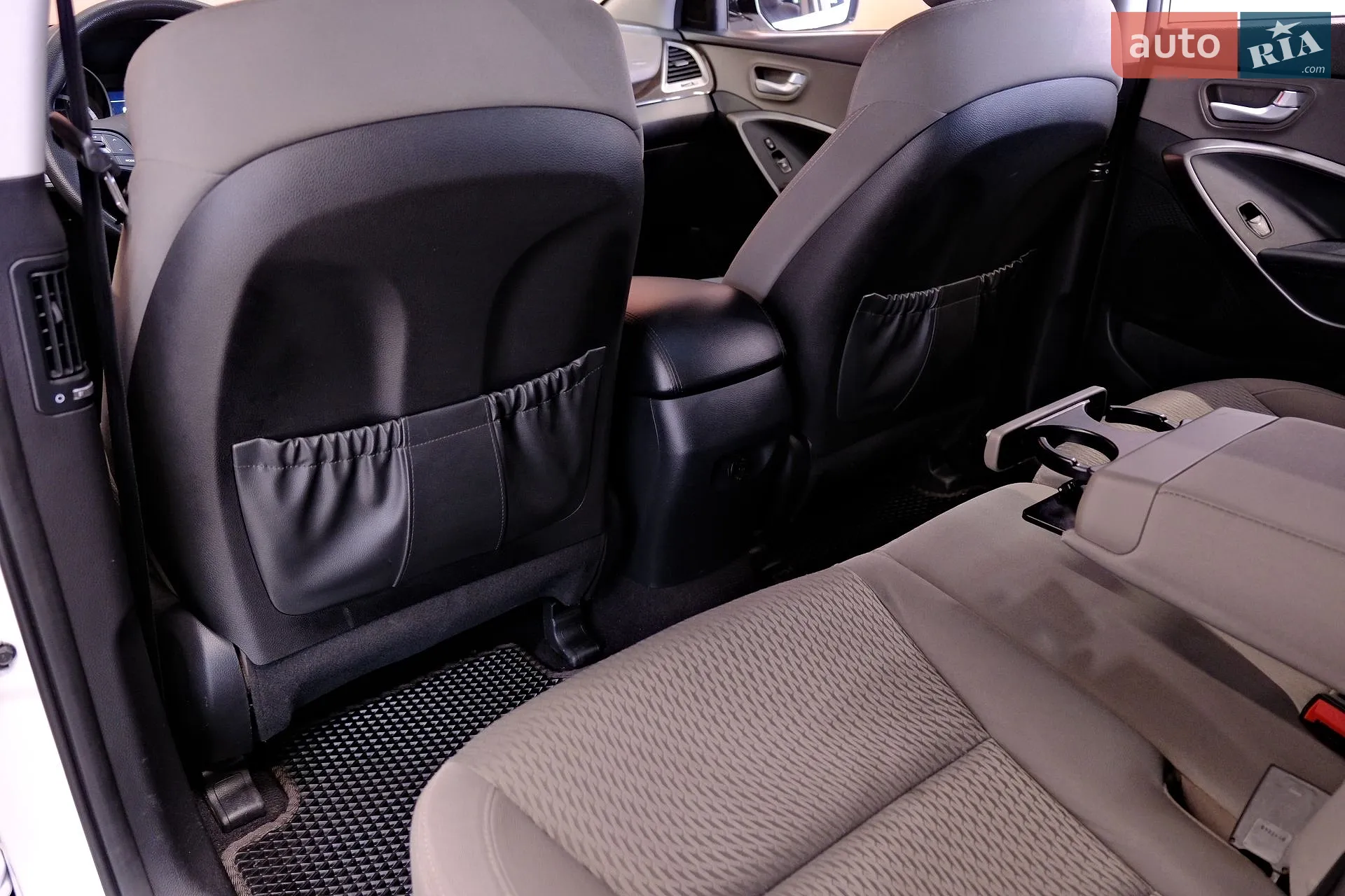 2016 Hyundai Santa Fe - мініатюра 31