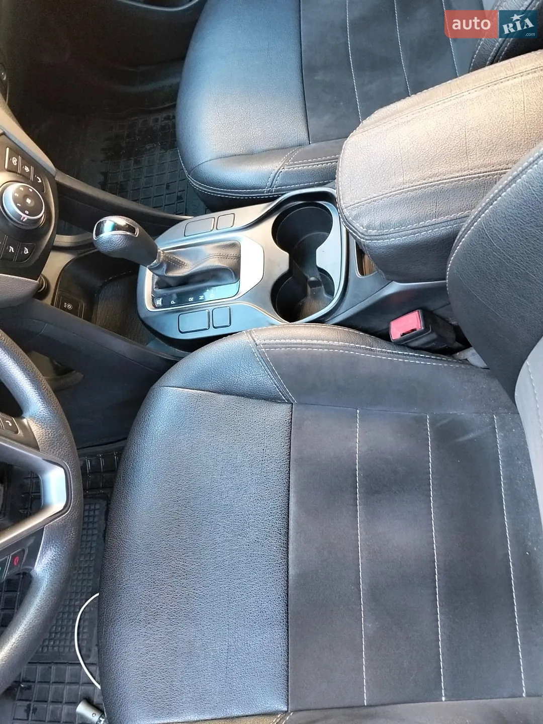 2017 Hyundai Santa Fe - мініатюра 12