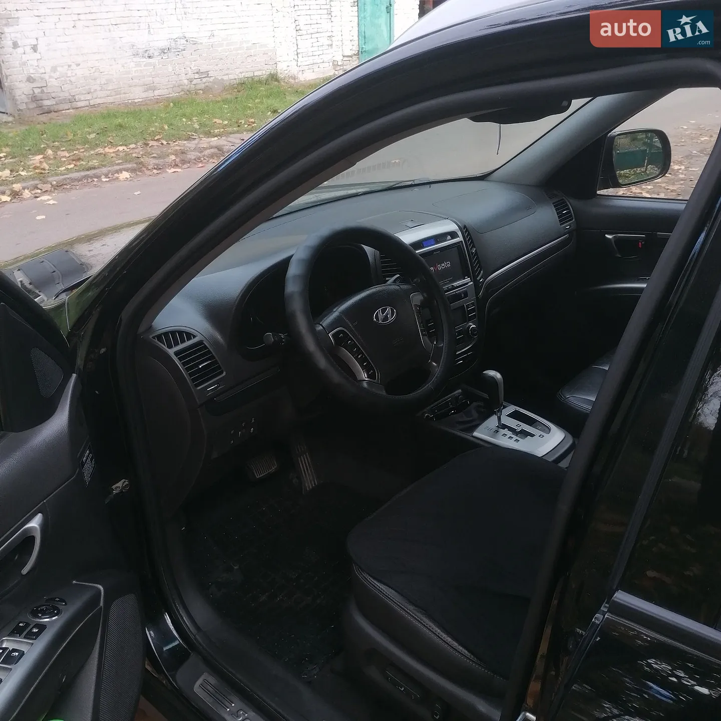 2011 Hyundai Santa Fe - мініатюра 2