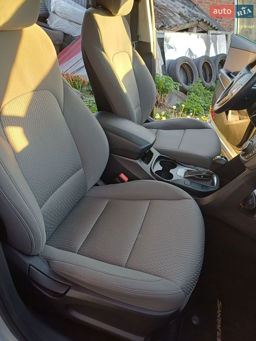 2016 Hyundai Santa Fe - мініатюра 38