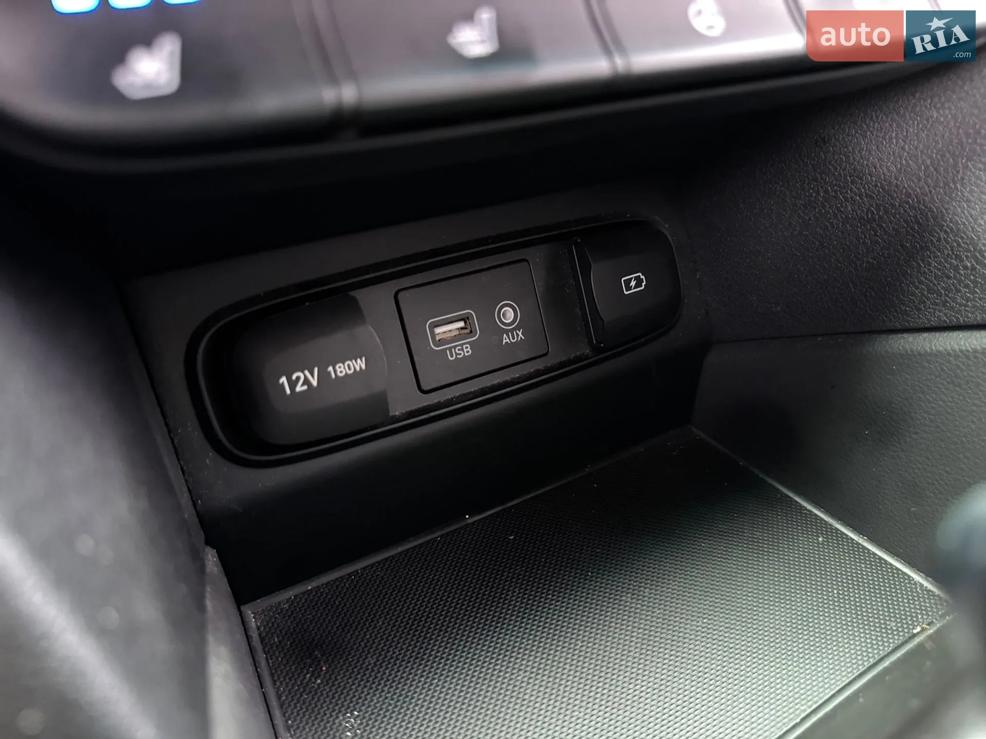 2018 Hyundai Santa Fe - мініатюра 35