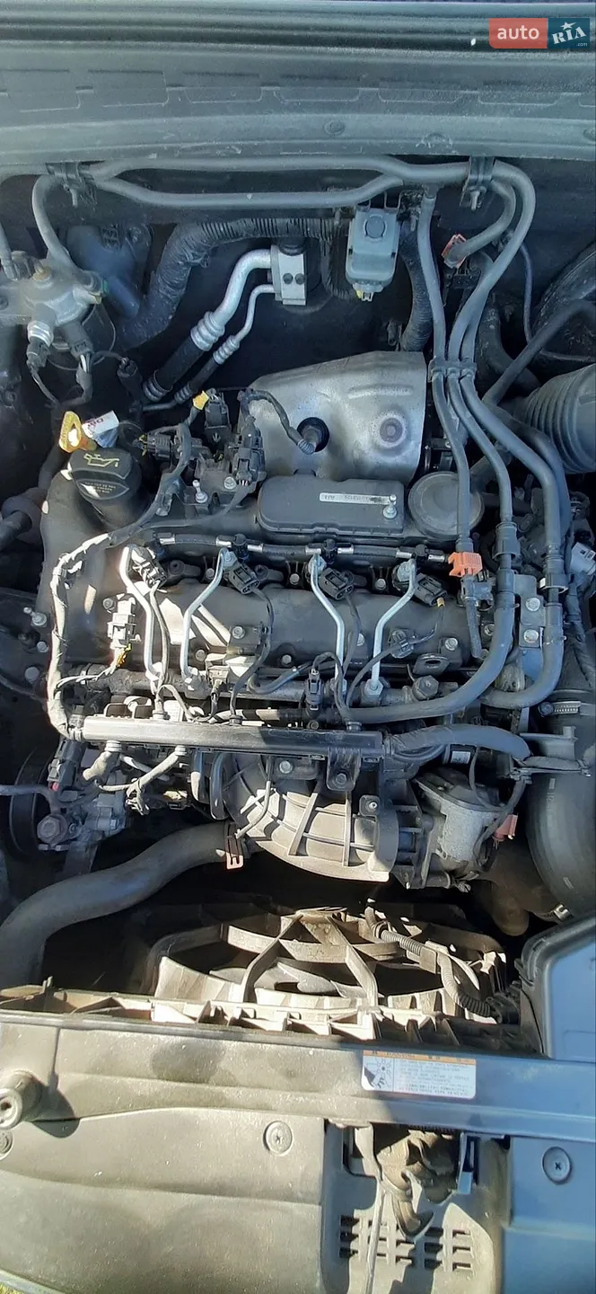 2010 Hyundai Santa Fe - мініатюра 16