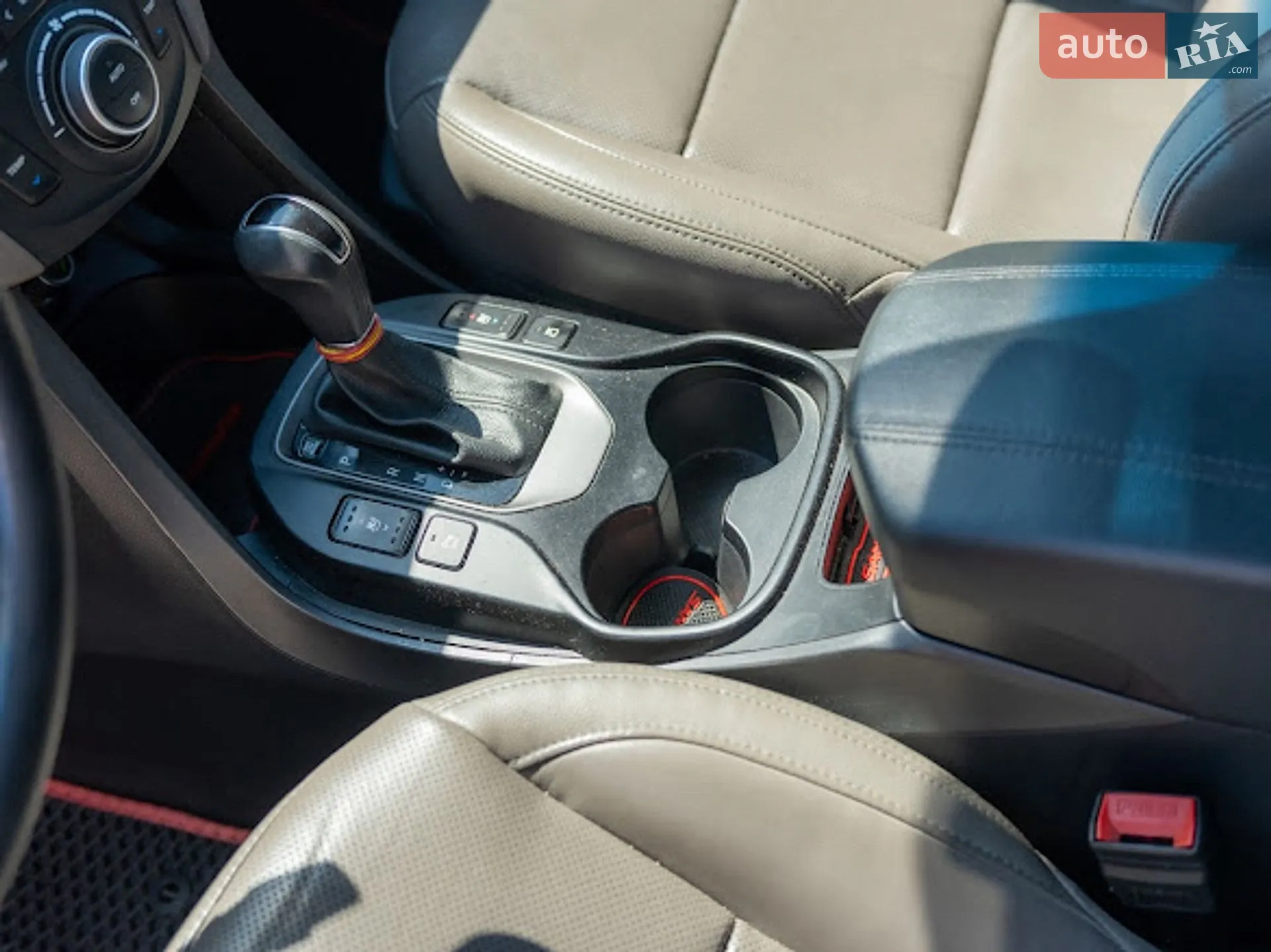 2017 Hyundai Santa Fe - мініатюра 14