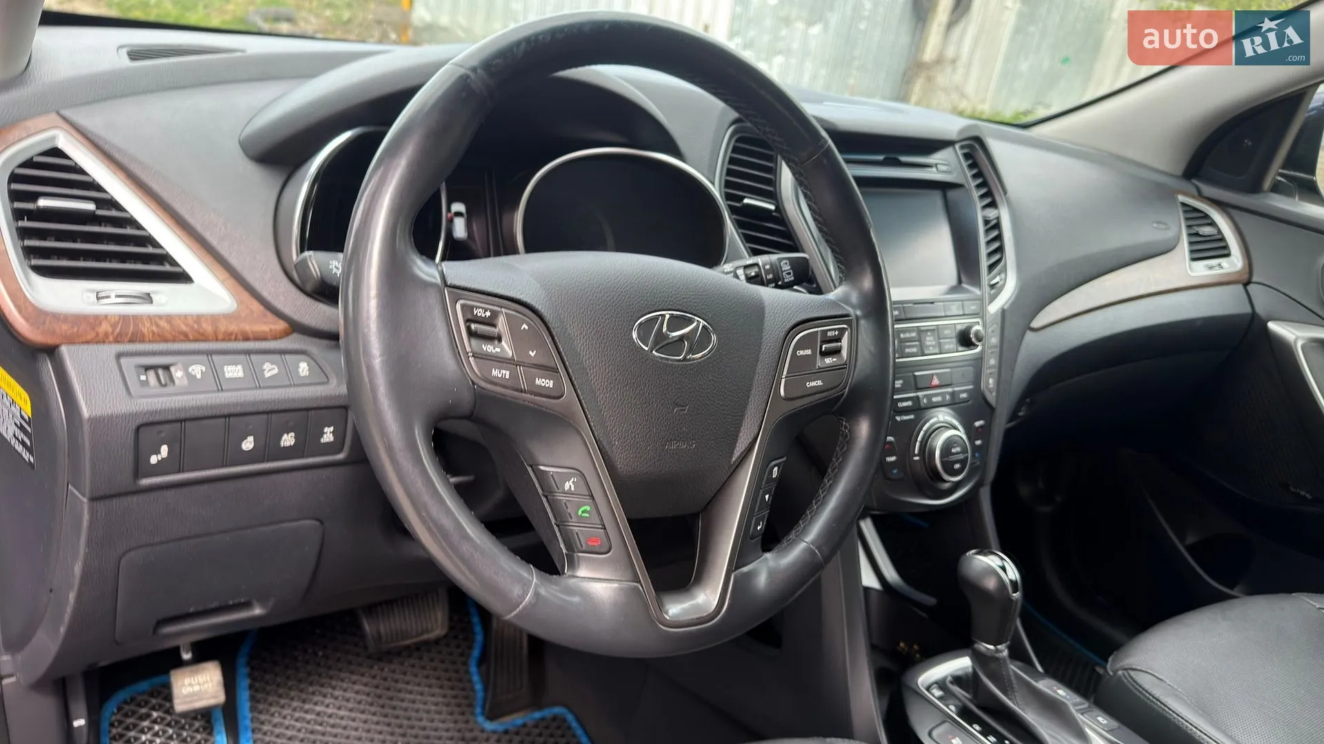 2017 Hyundai Santa Fe - мініатюра 33