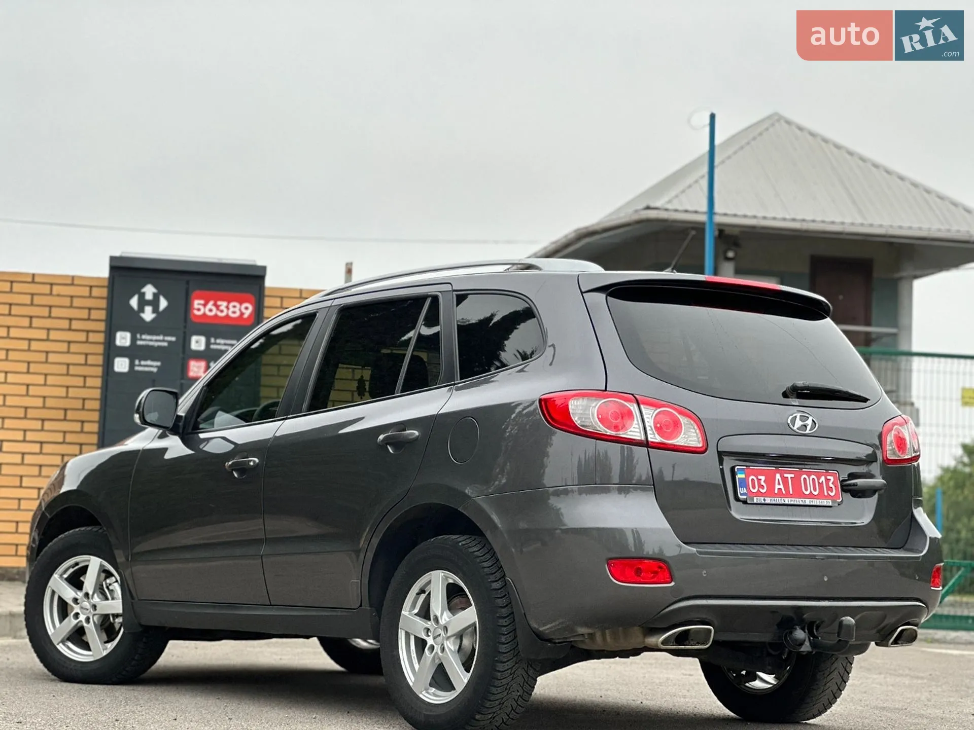 2010 Hyundai Santa Fe - мініатюра 12