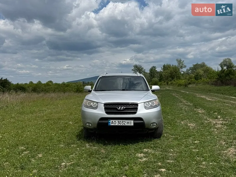 Hyundai Santa FE