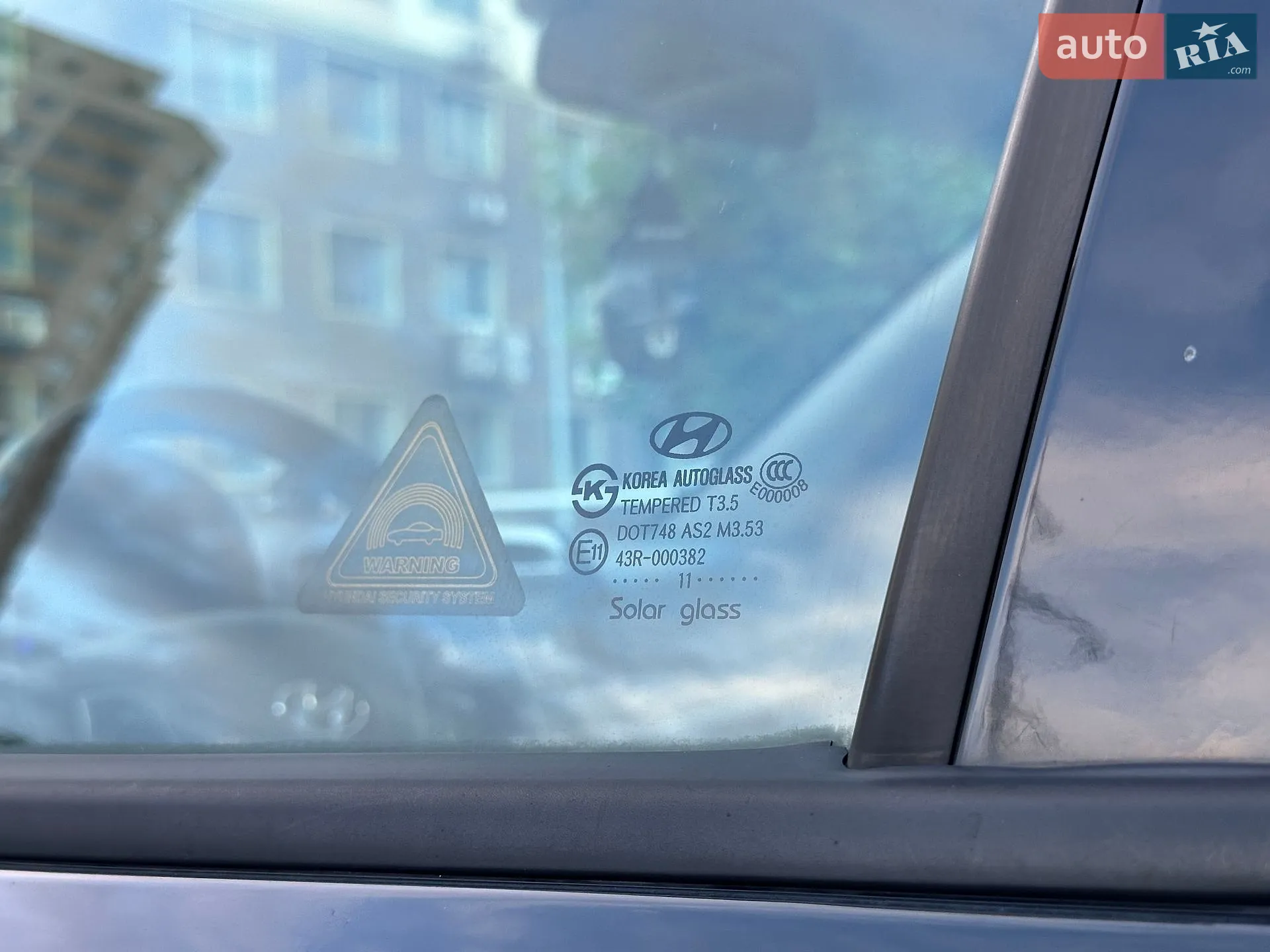 2011 Hyundai Santa Fe - мініатюра 19