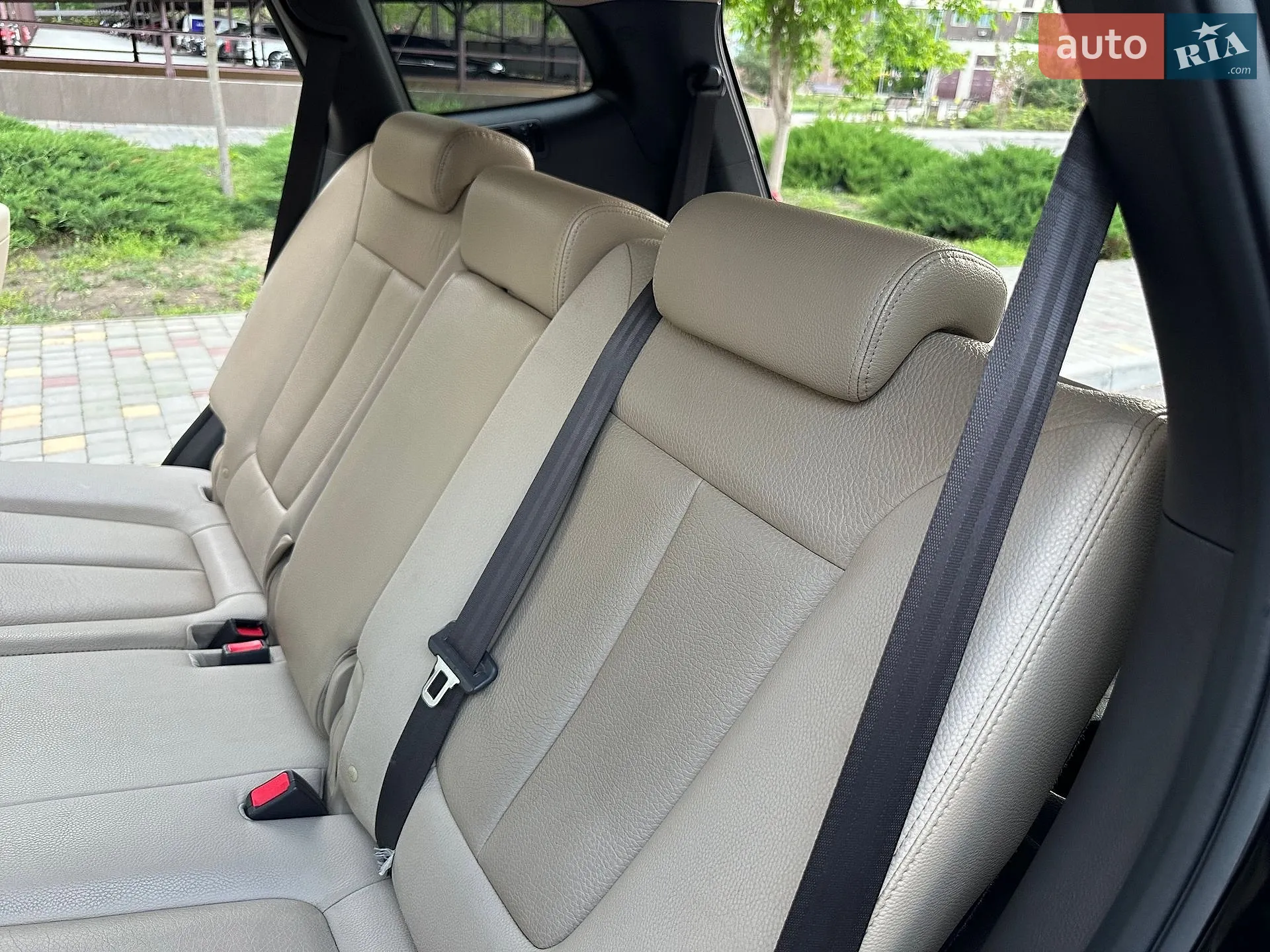 2011 Hyundai Santa Fe - мініатюра 31