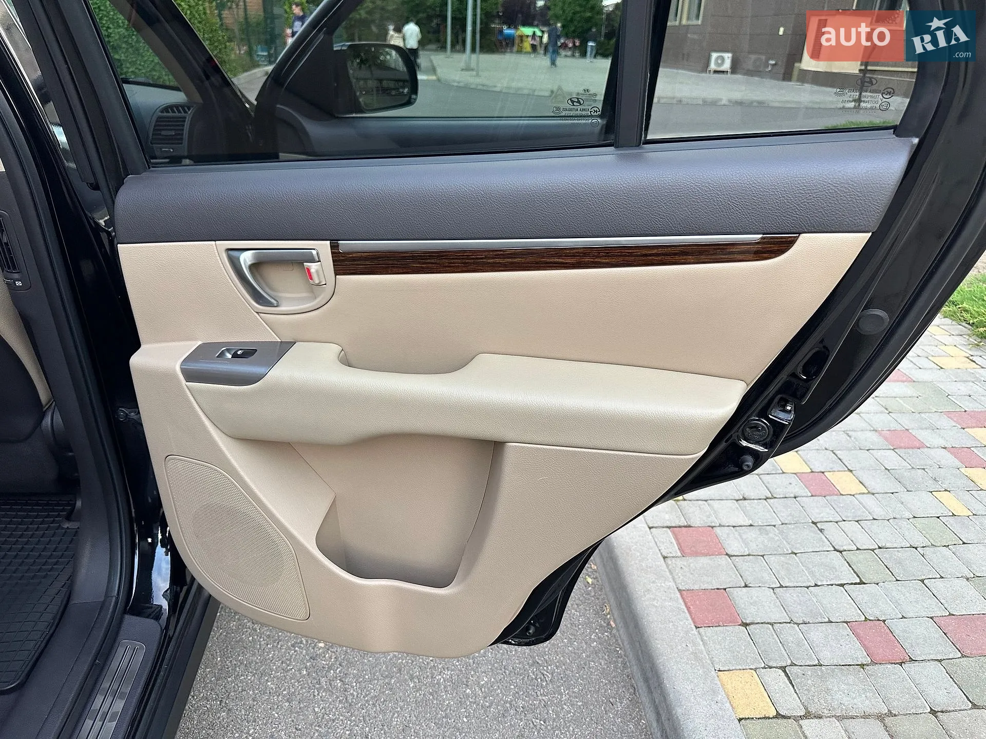 2011 Hyundai Santa Fe - мініатюра 35