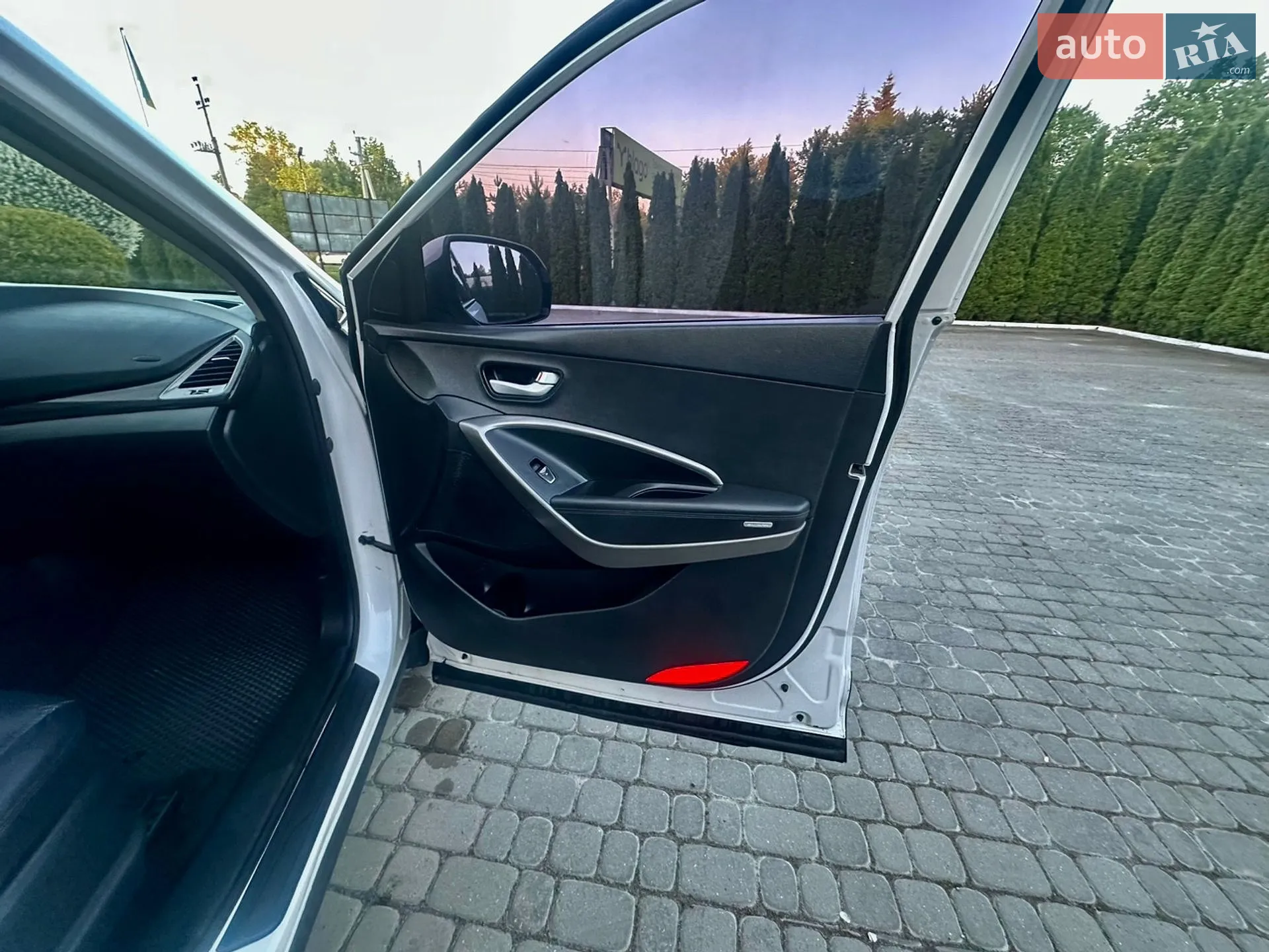 2015 Hyundai Santa Fe - мініатюра 26