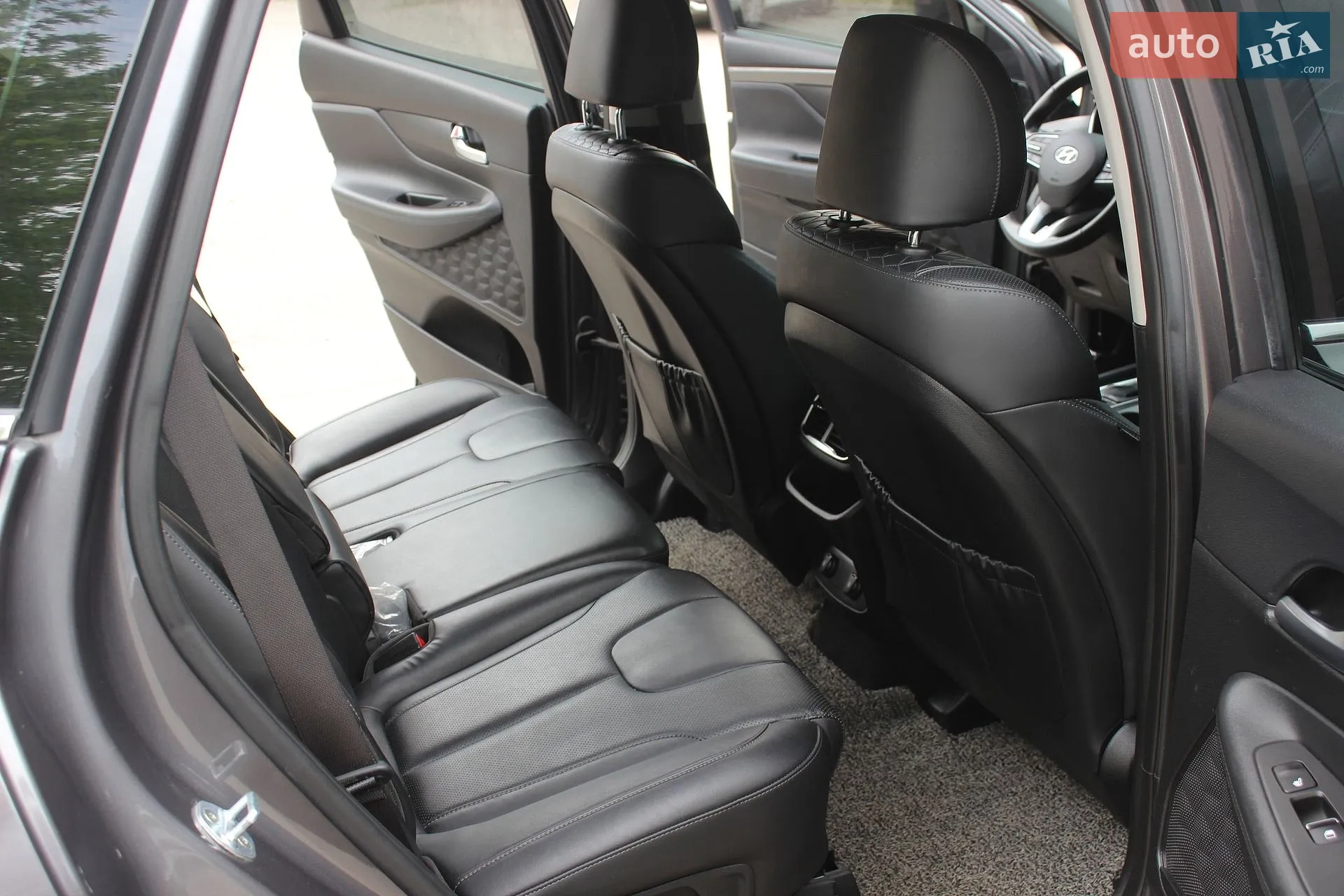 2018 Hyundai Santa Fe - мініатюра 27