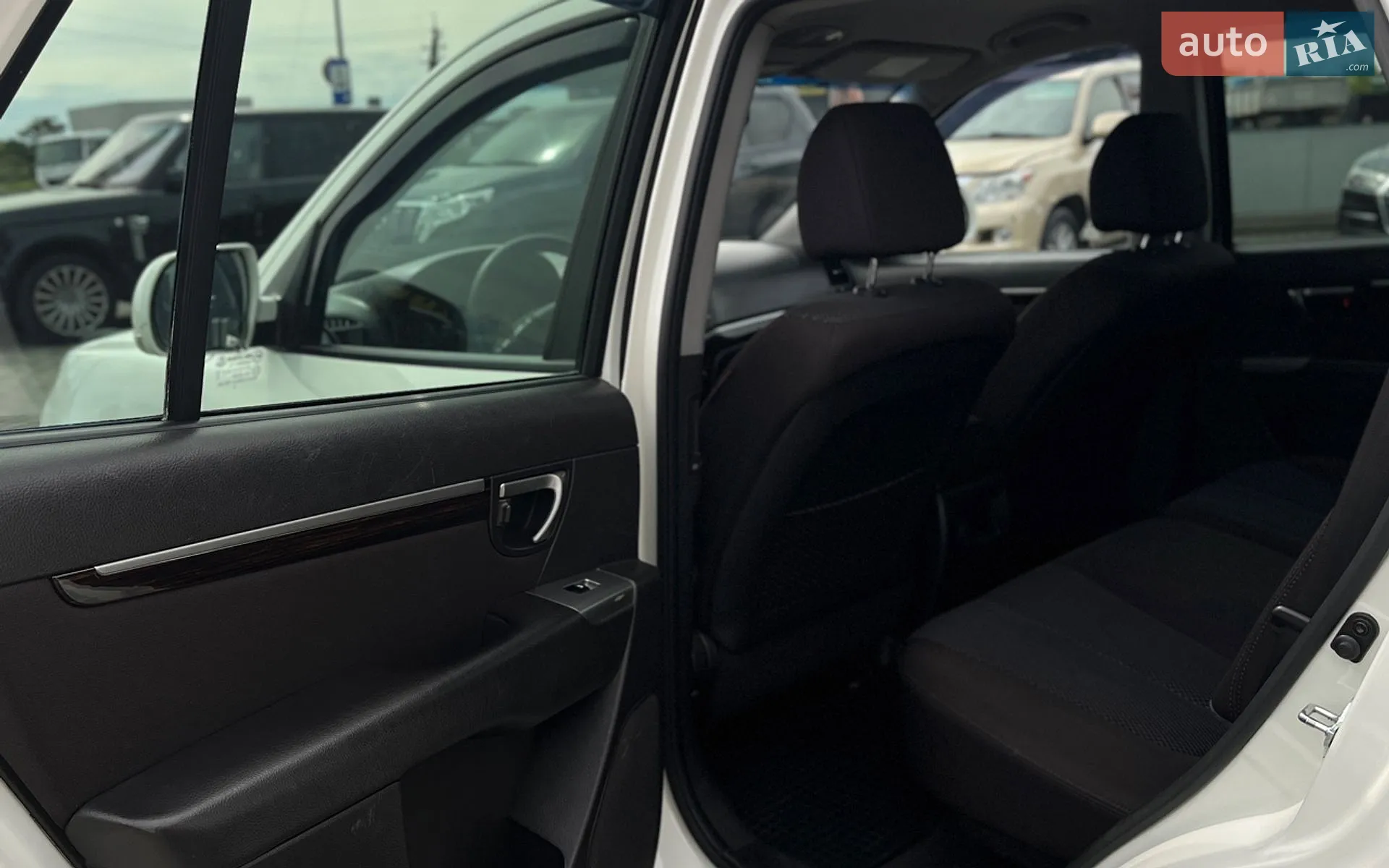 2012 Hyundai Santa Fe - мініатюра 24