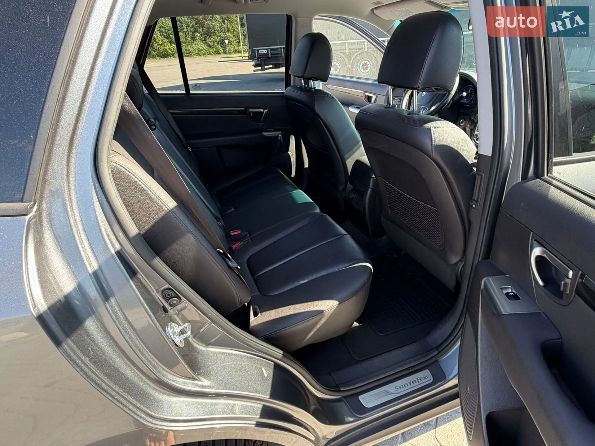 2011 Hyundai Santa Fe - мініатюра 23