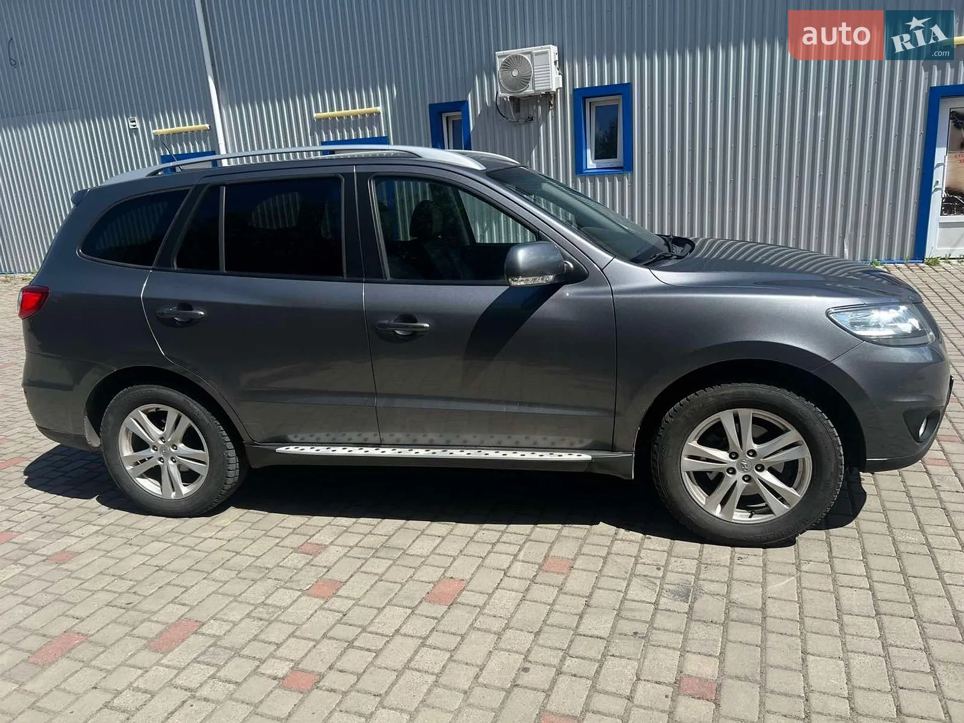 2011 Hyundai Santa Fe - мініатюра 12