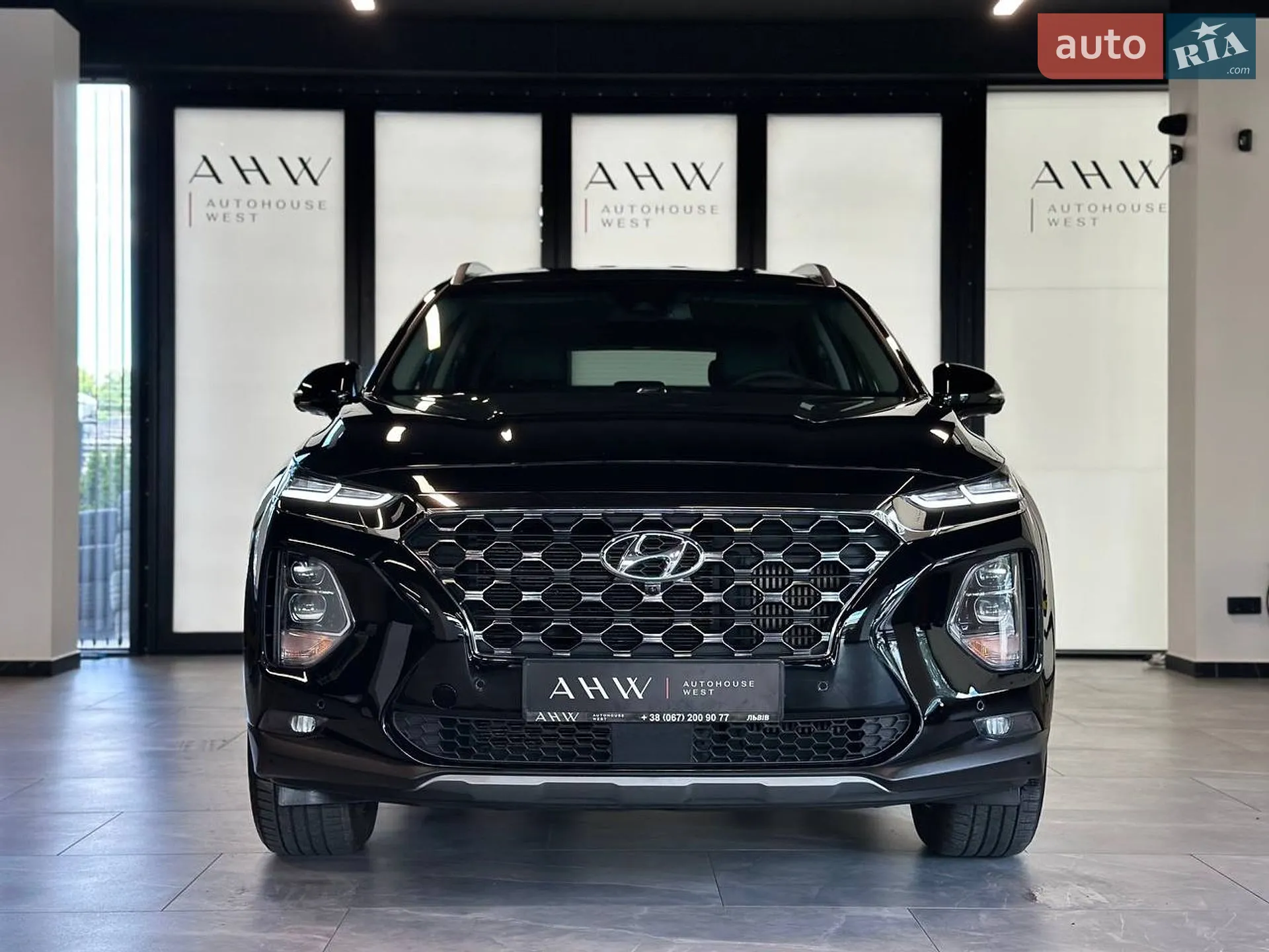 2019 Hyundai Santa Fe - мініатюра 2