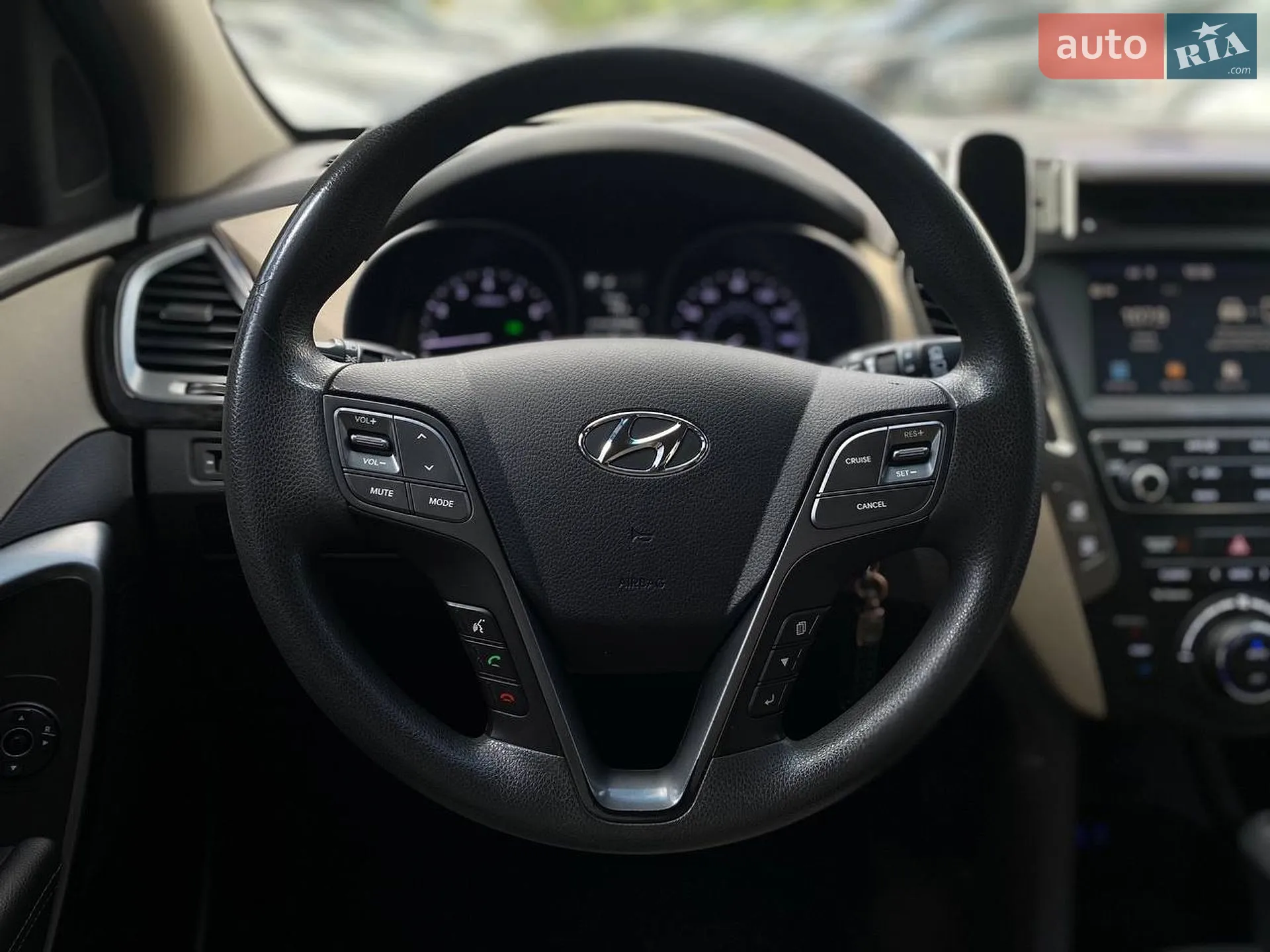 2016 Hyundai Santa Fe - мініатюра 43