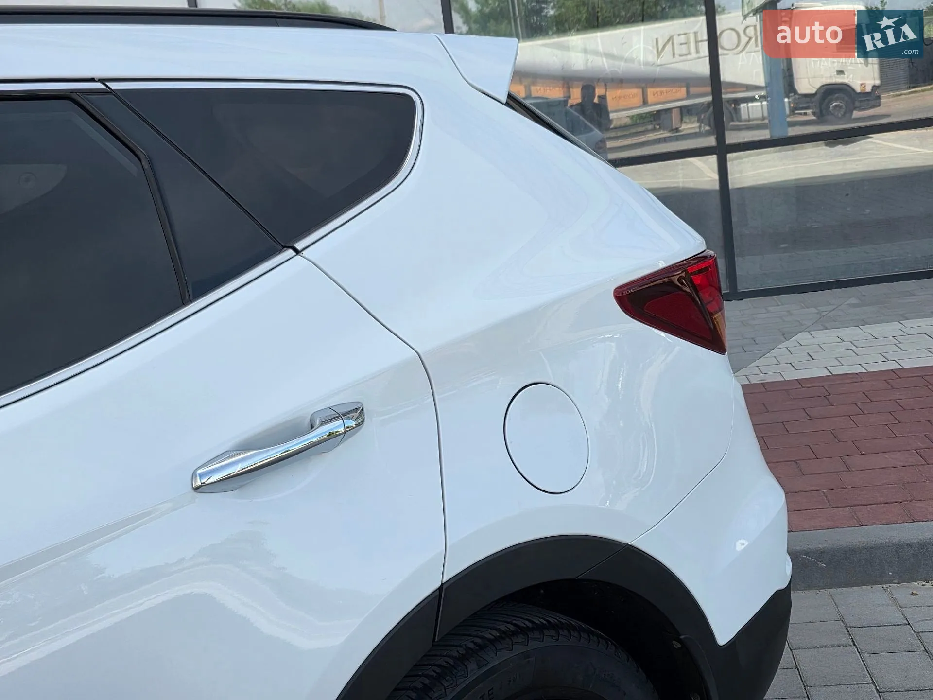 2016 Hyundai Santa Fe - мініатюра 25