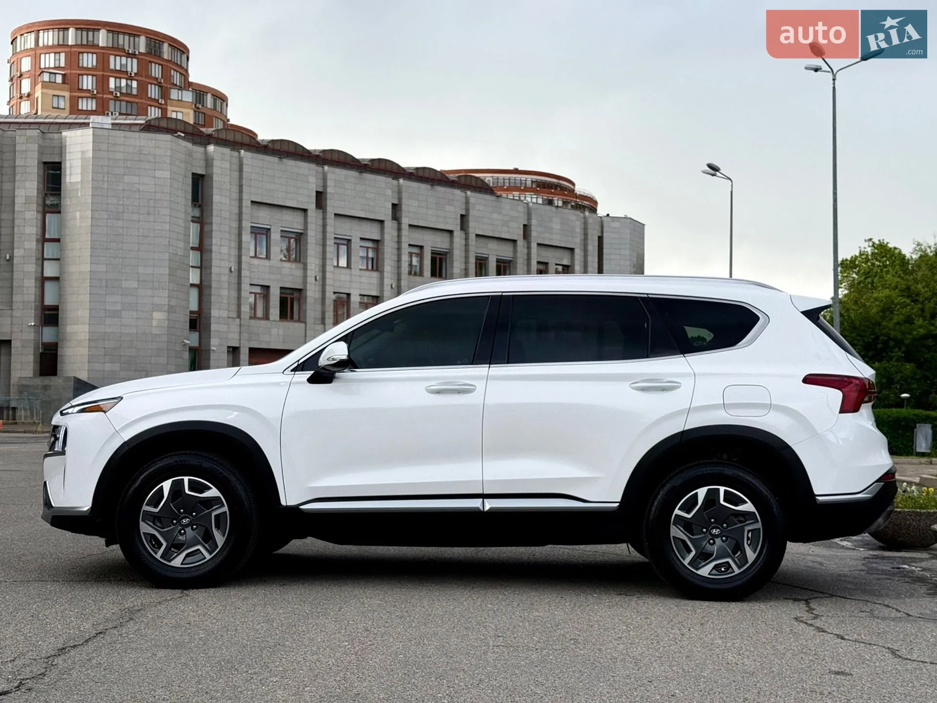 2021 Hyundai Santa Fe - мініатюра 28