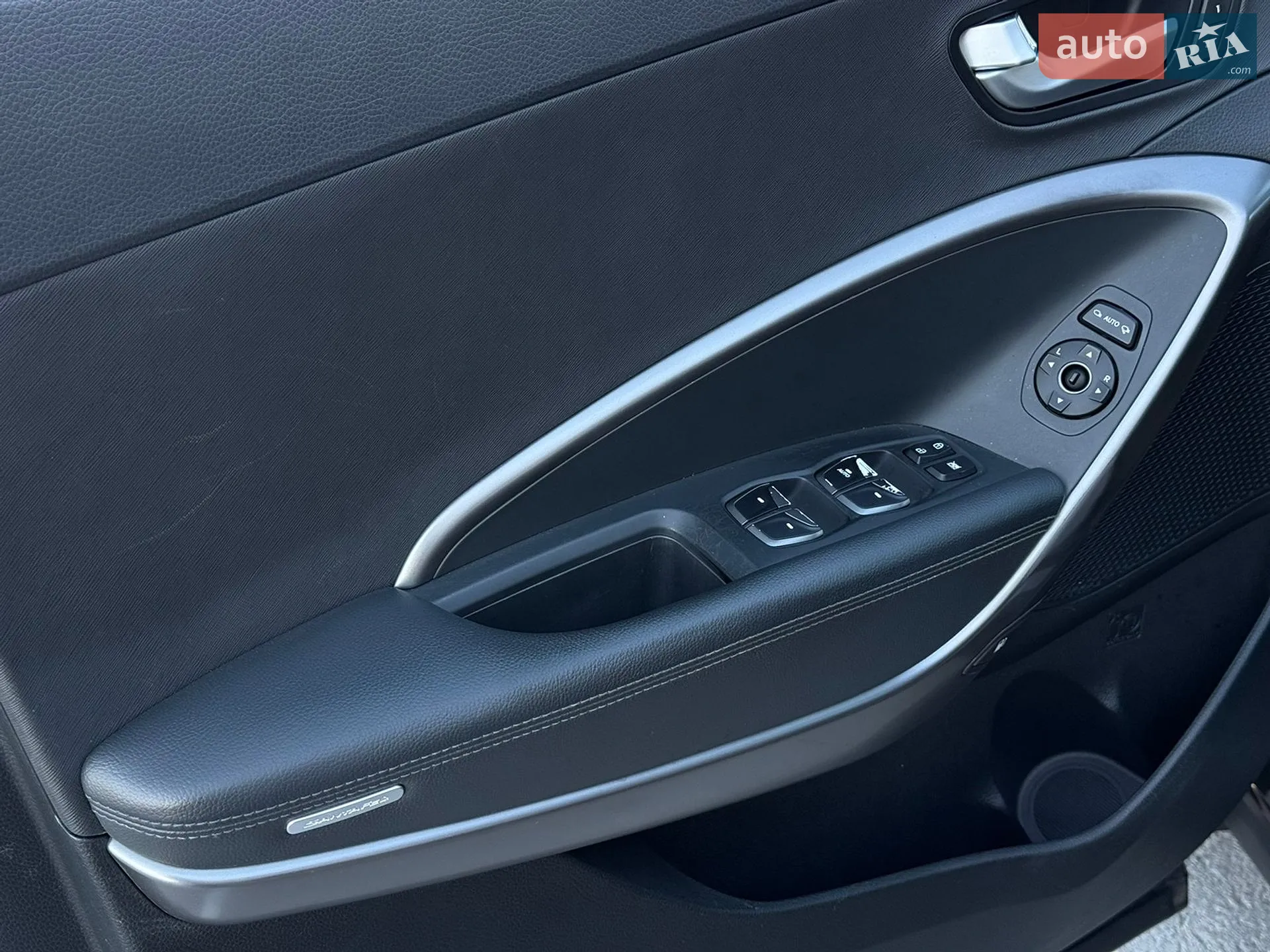 2016 Hyundai Santa Fe - мініатюра 36
