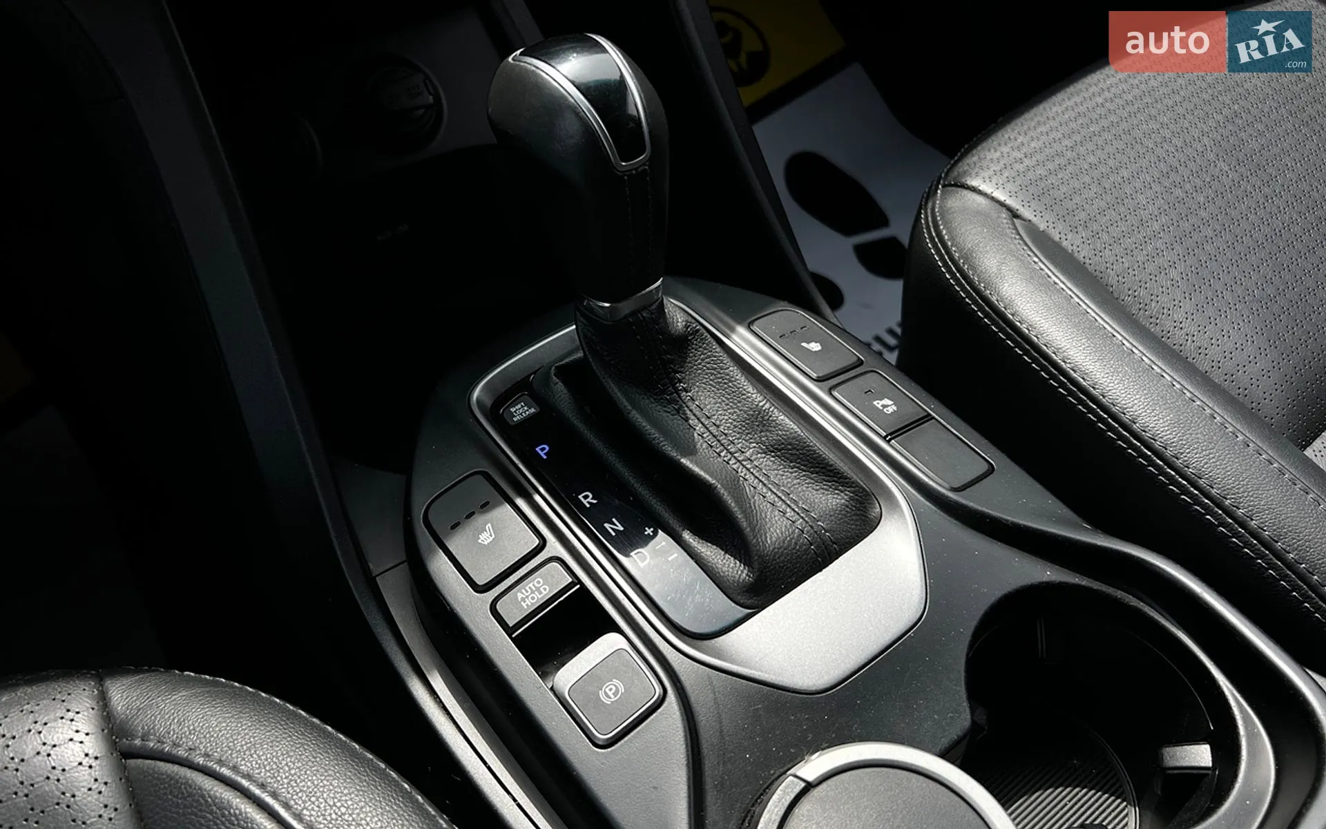2013 Hyundai Santa Fe - мініатюра 17