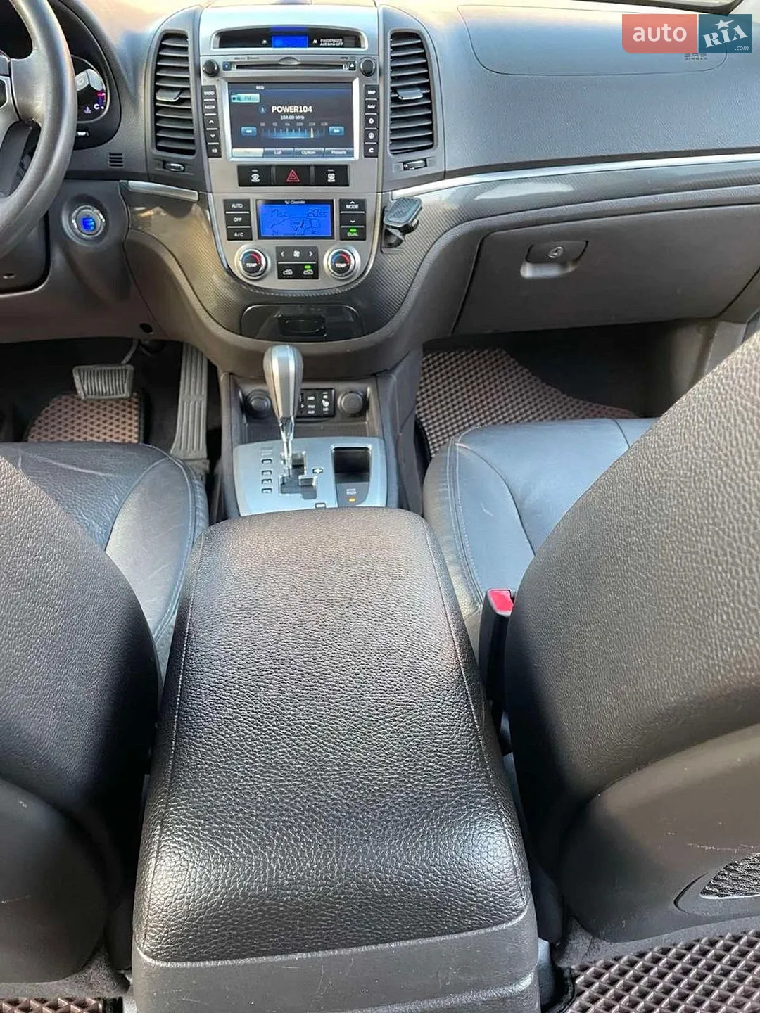 2011 Hyundai Santa Fe - мініатюра 18