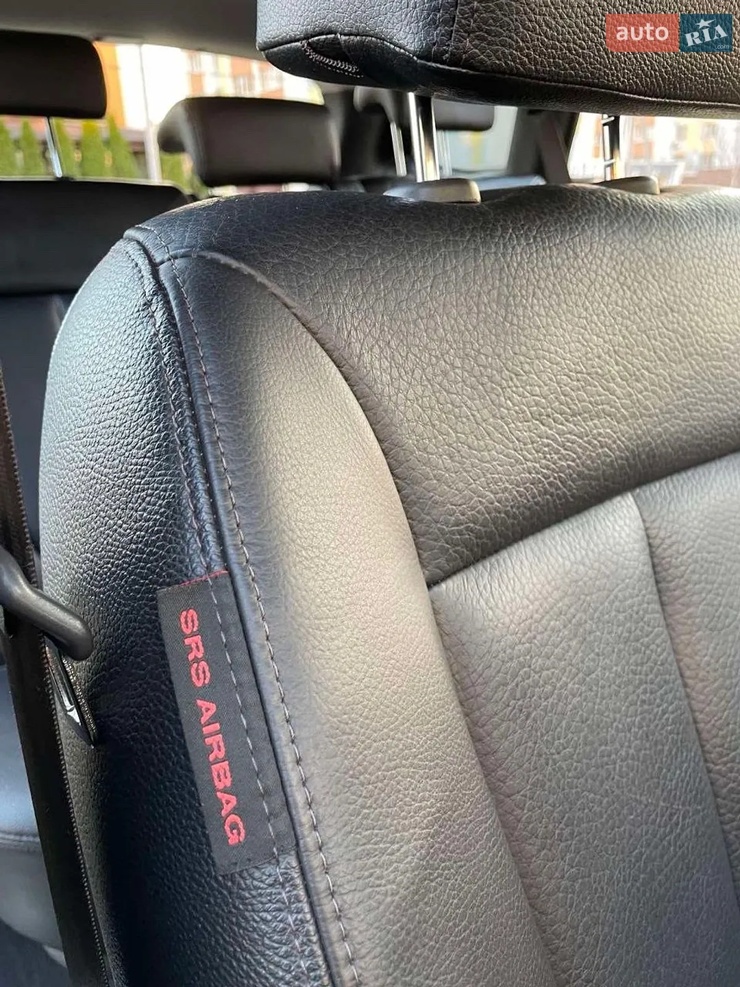 2011 Hyundai Santa Fe - мініатюра 22