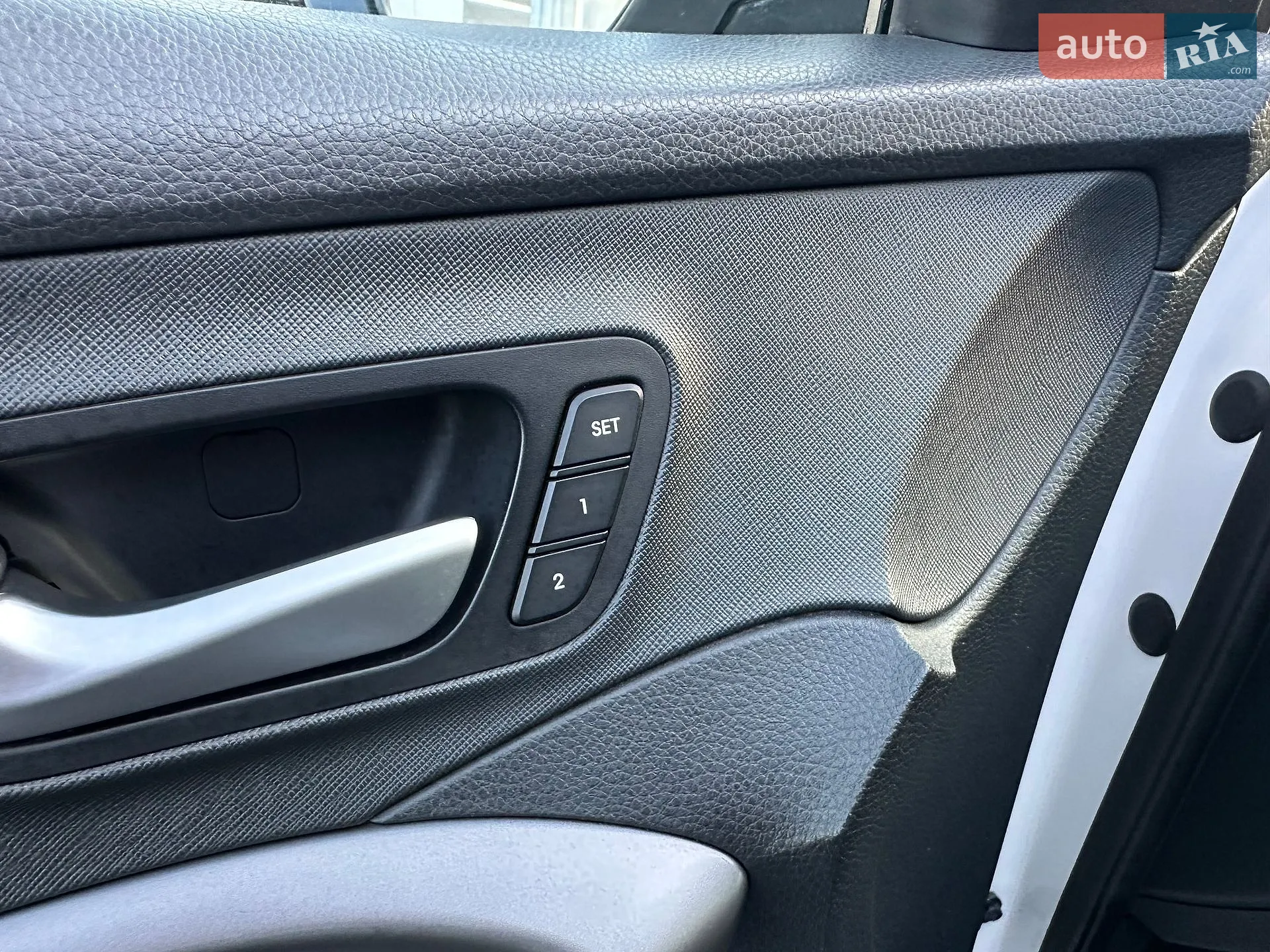2013 Hyundai Santa Fe - мініатюра 47