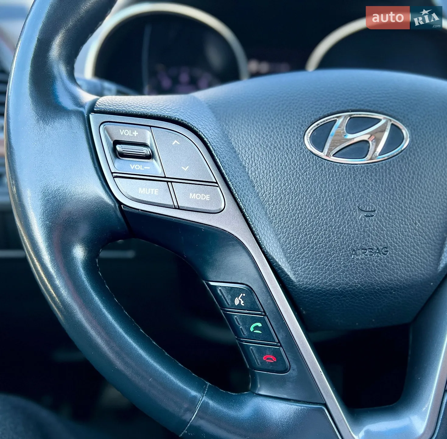 2018 Hyundai Santa Fe - мініатюра 31