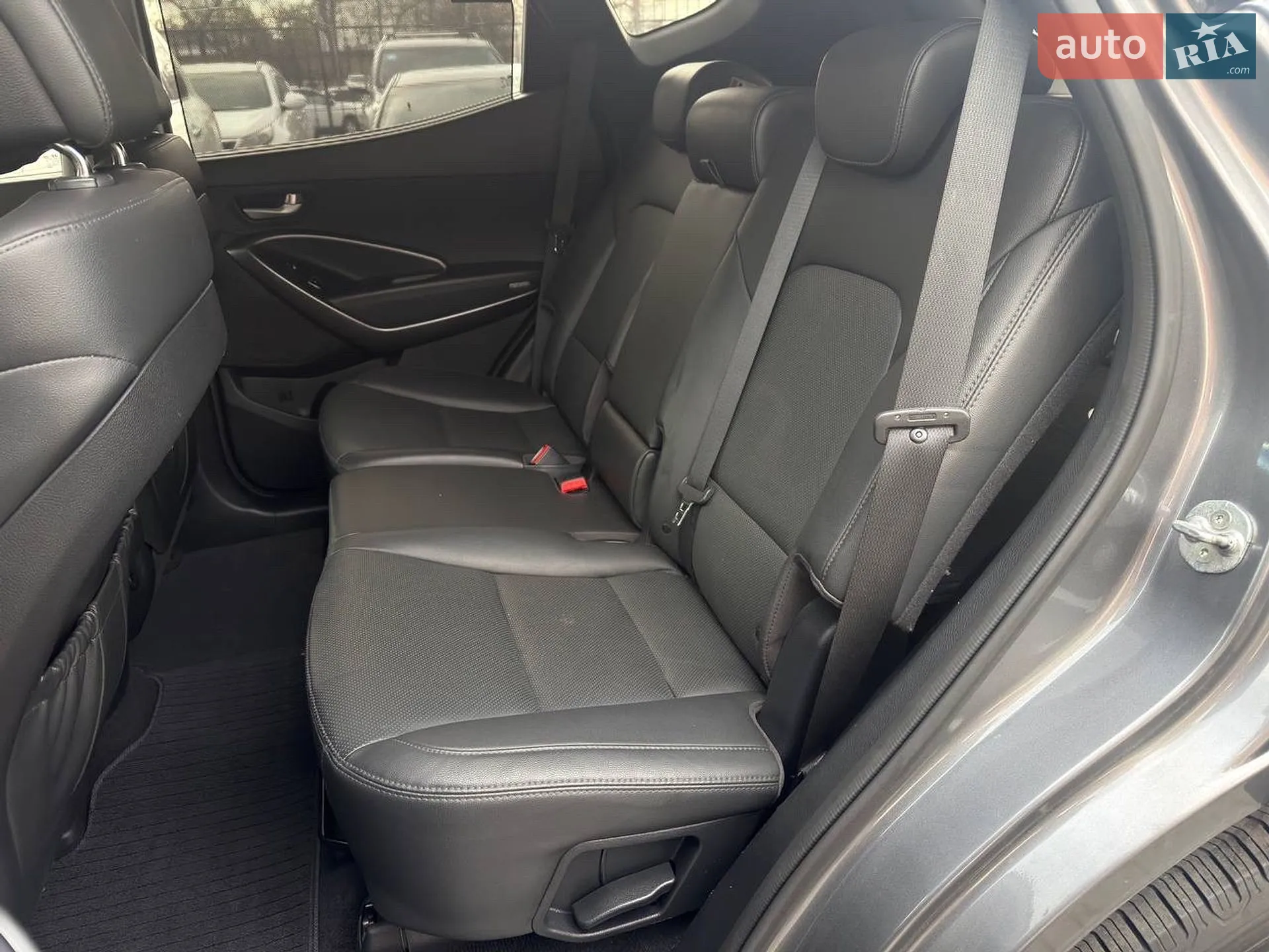 2015 Hyundai Santa Fe - мініатюра 16