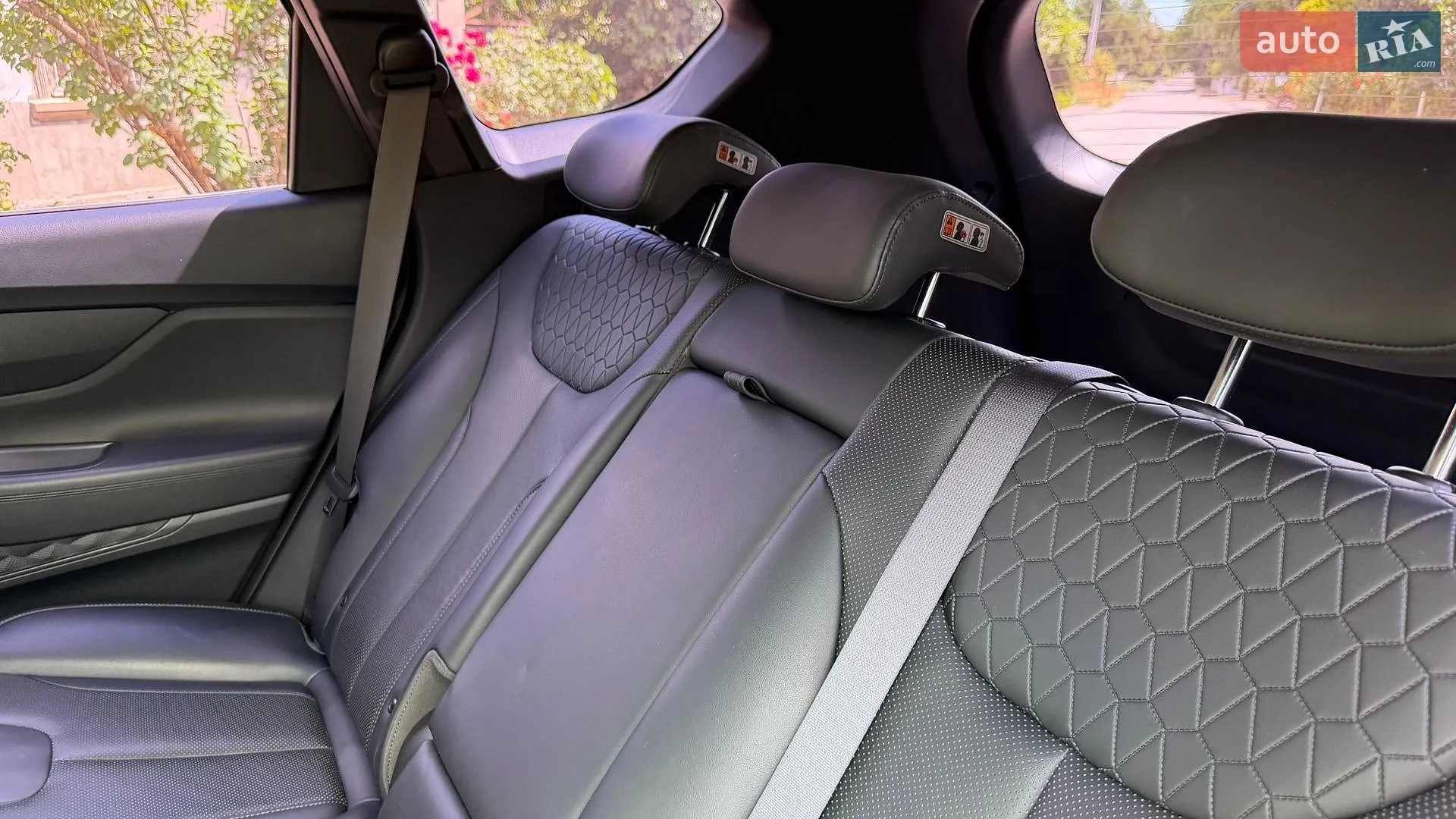 2018 Hyundai Santa Fe - мініатюра 18