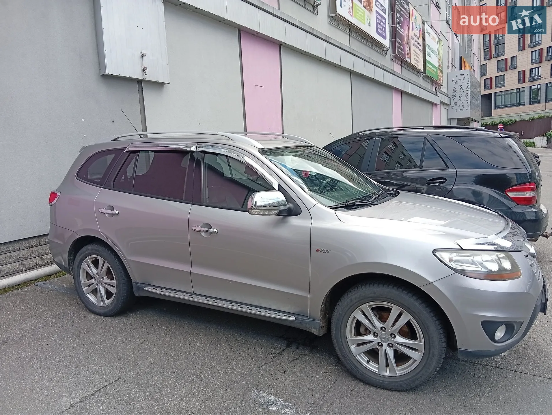 2010 Hyundai Santa Fe - мініатюра 27