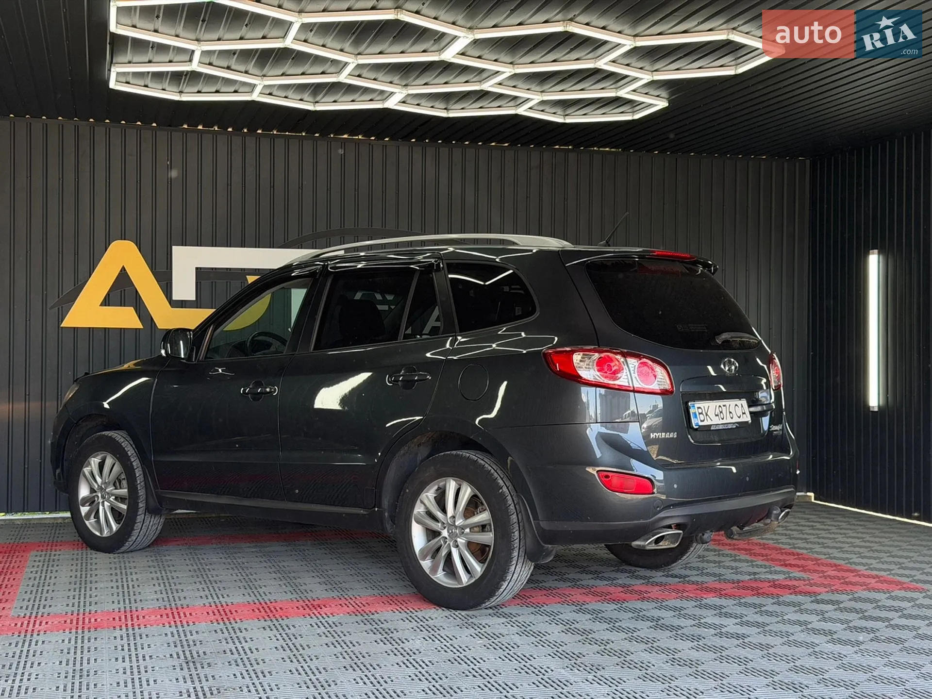 2011 Hyundai Santa Fe - мініатюра 19