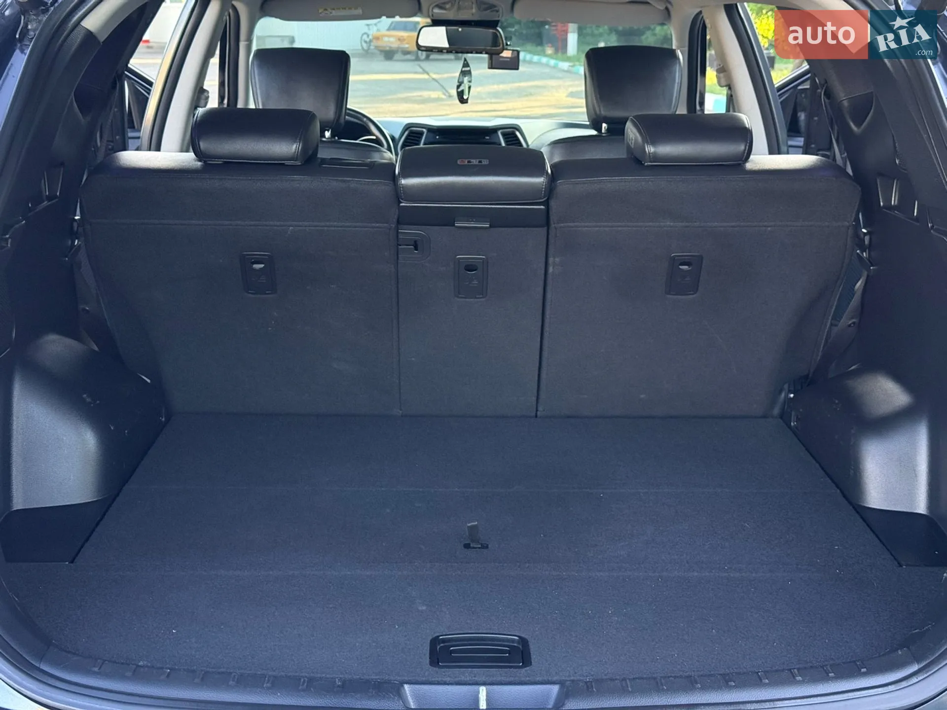 2016 Hyundai Santa Fe - мініатюра 38