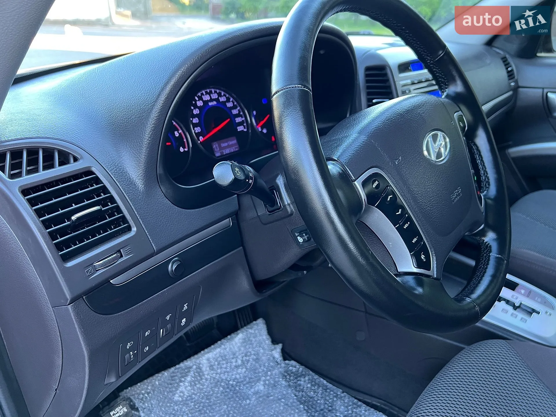 2012 Hyundai Santa Fe - мініатюра 68