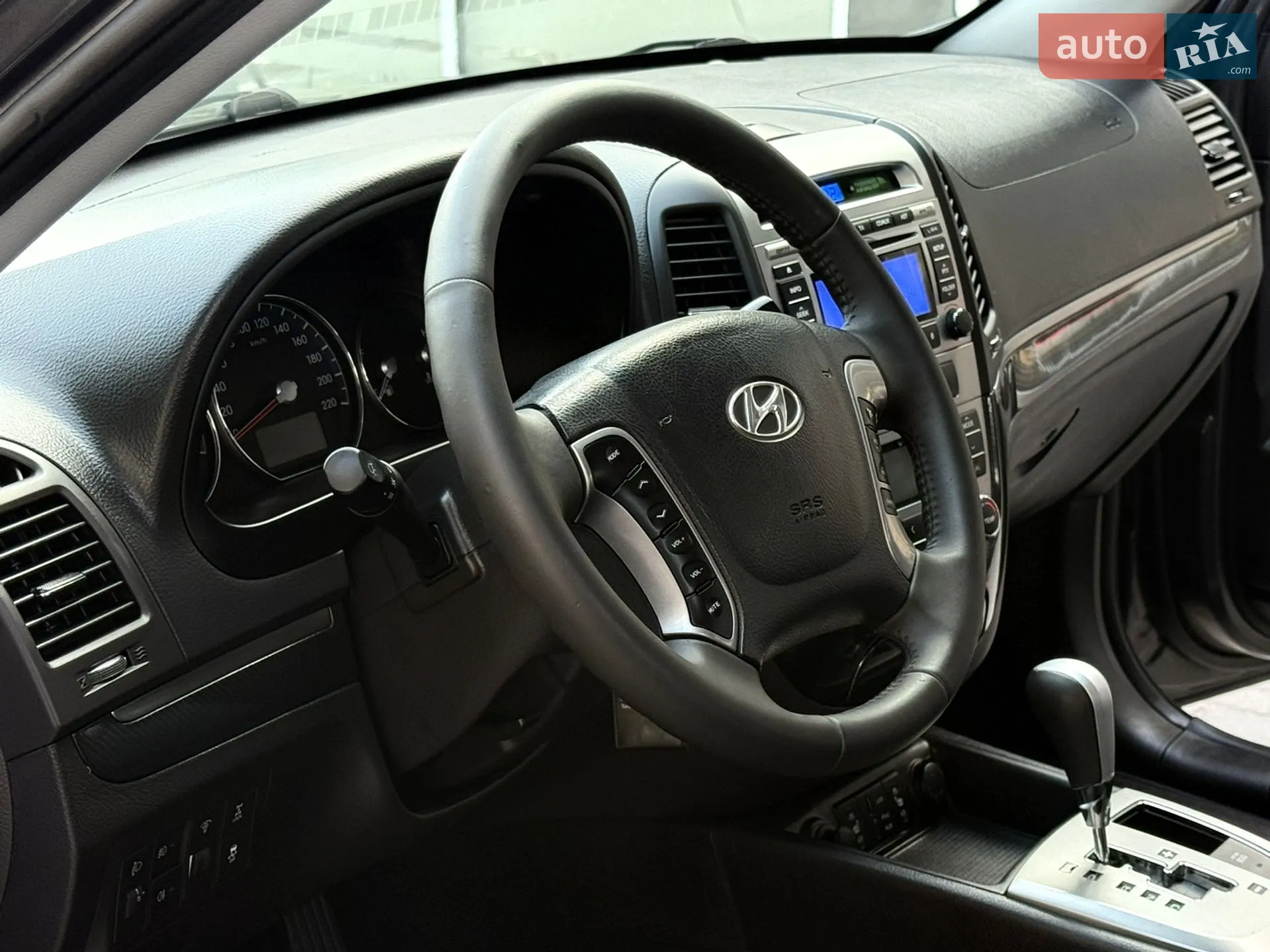 2011 Hyundai Santa Fe - мініатюра 22