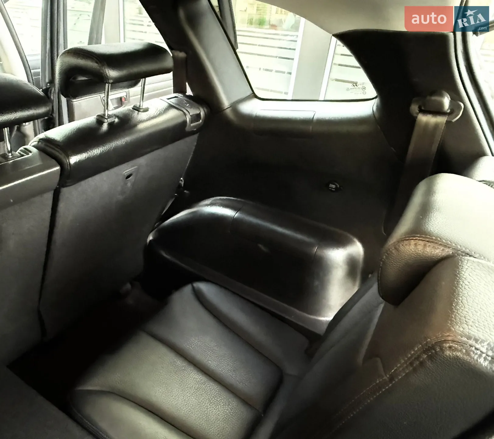2011 Hyundai Santa Fe - мініатюра 27
