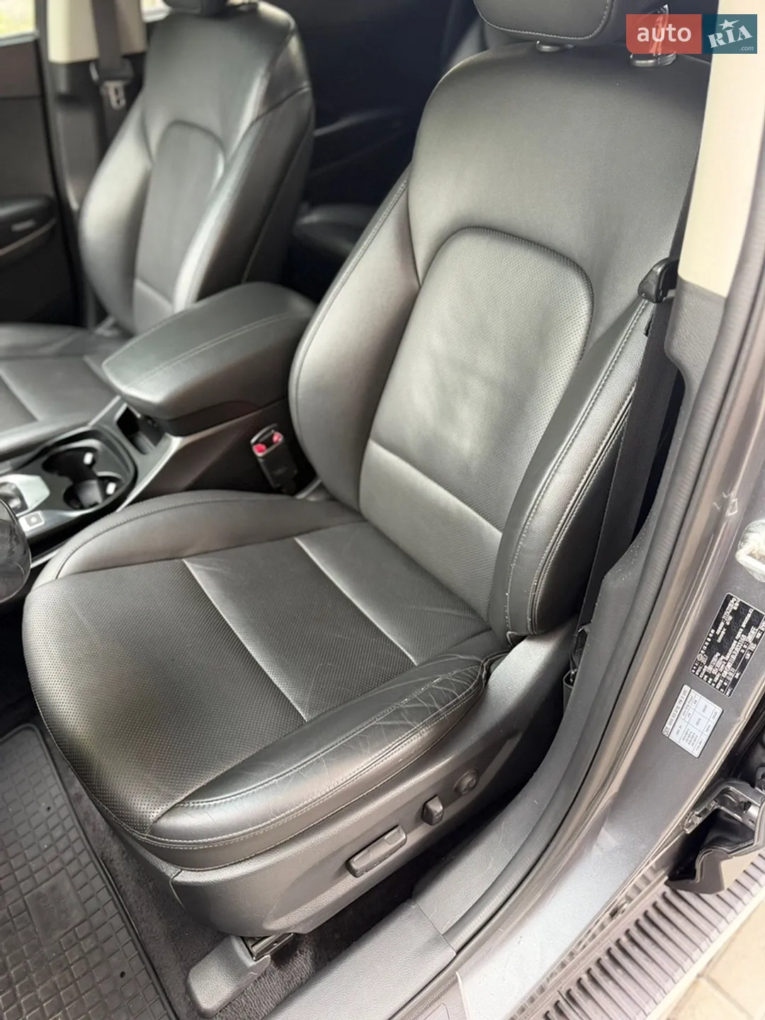 2017 Hyundai Santa Fe - мініатюра 17