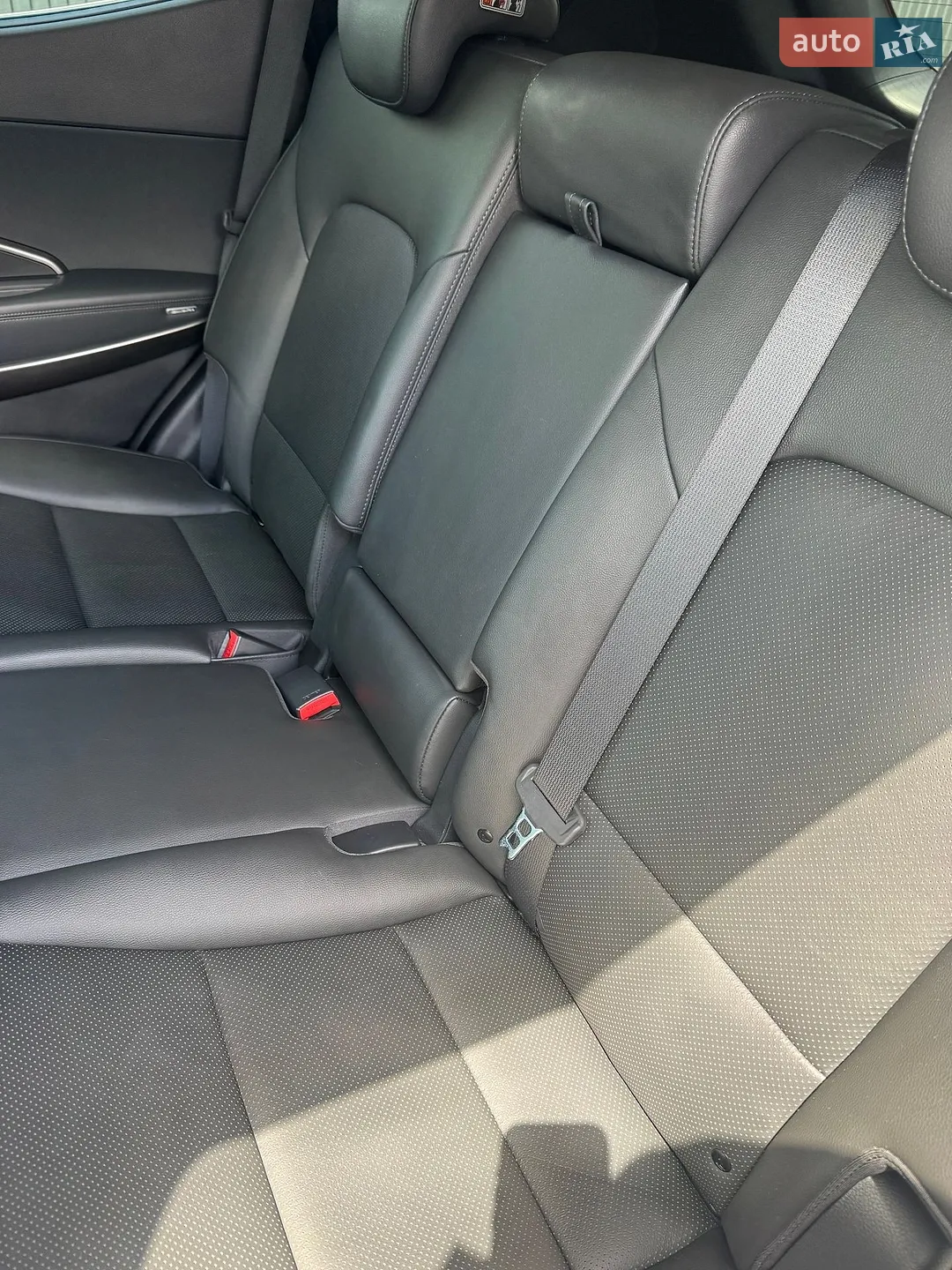 2015 Hyundai Santa Fe - мініатюра 20