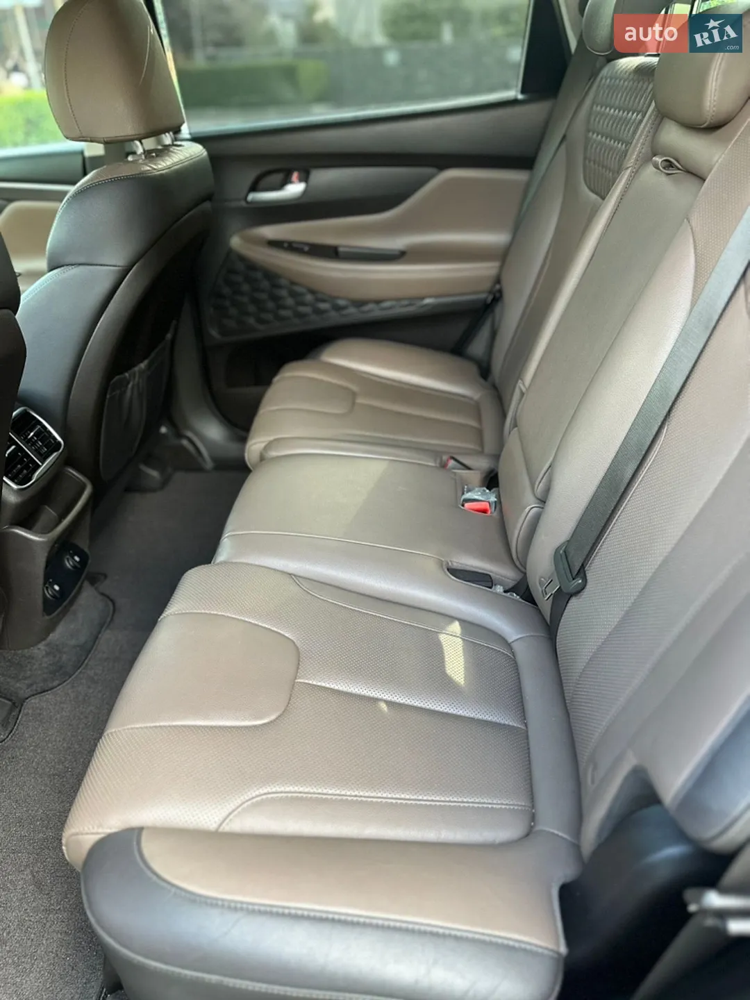 2019 Hyundai Santa Fe - мініатюра 12